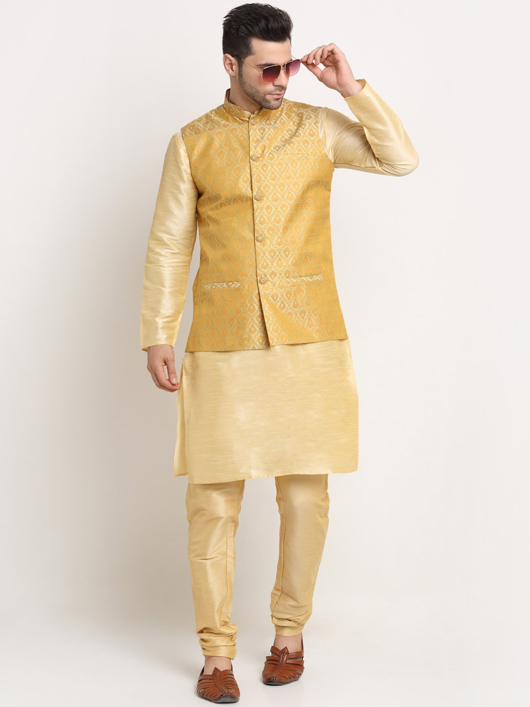 

KRAFT INDIA Men Kurta and Churidar with Nehru Jacket, Beige