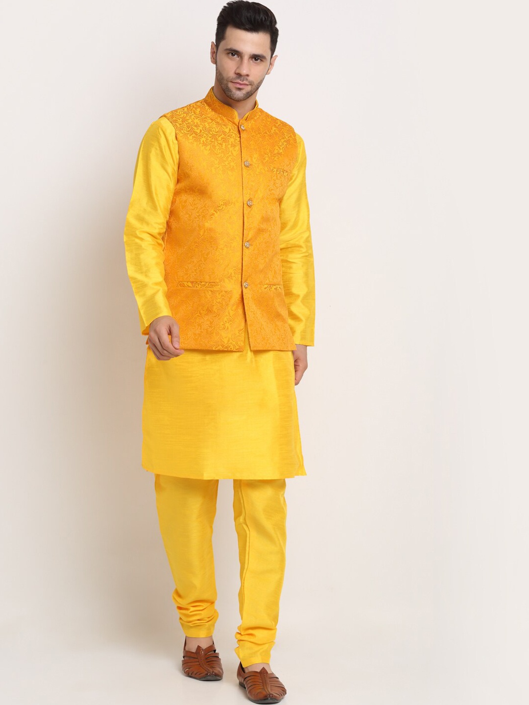 

KRAFT INDIA Men Yellow Ethnic Motifs Kurta with Churidar & Nehru Jacket