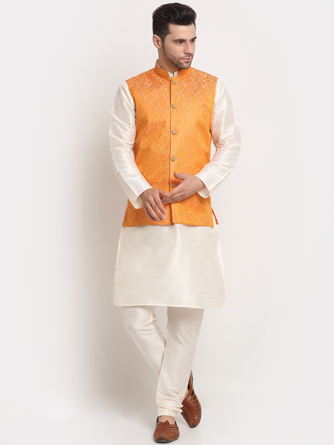 

KRAFT INDIA Men Kurta and Churidar with Nehru jacket, Cream