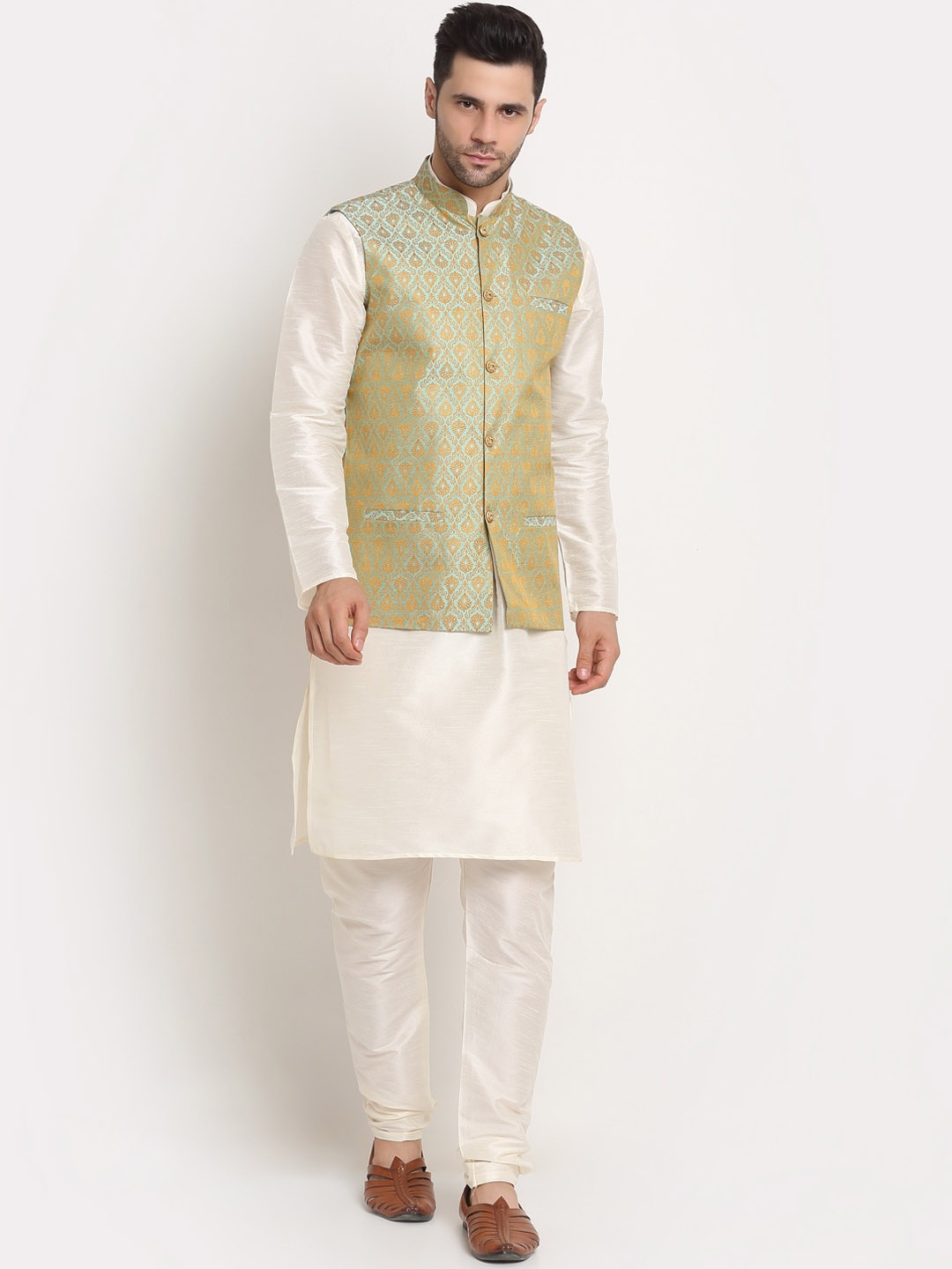 

KRAFT INDIA Men Cream Kurta and Churidar with Nehru jacket