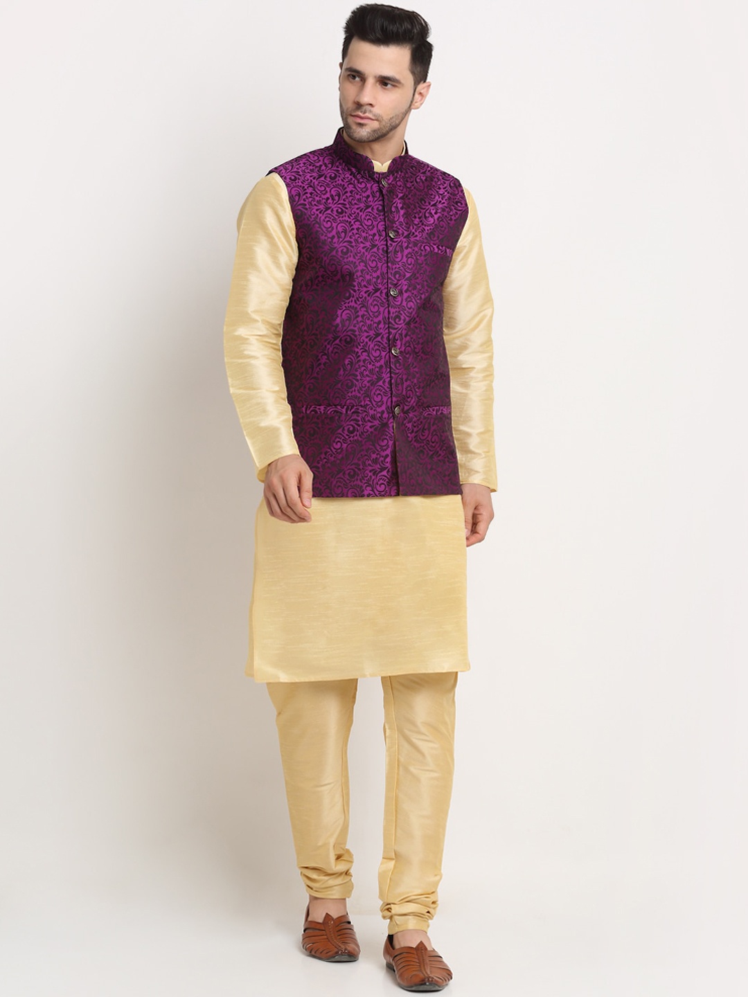 

KRAFT INDIA Men Kurta and Churidar with Nehru jacket, Gold