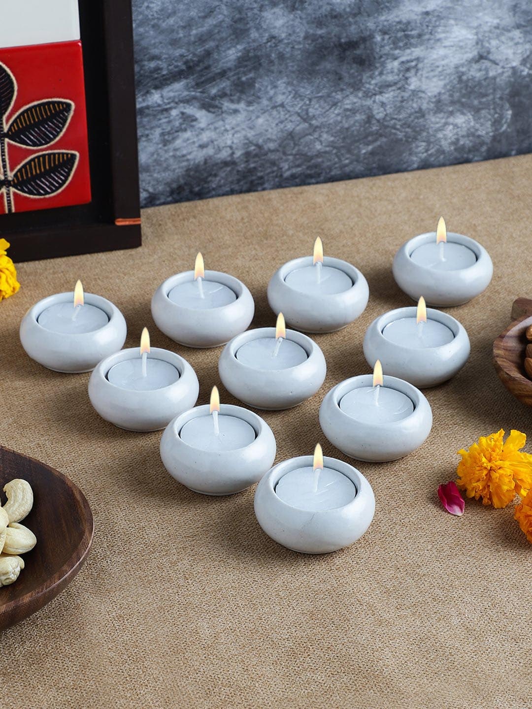 

VarEesha White Set of 10 Handmade Ceramic Tea Light Candle Holders with Tea Lights