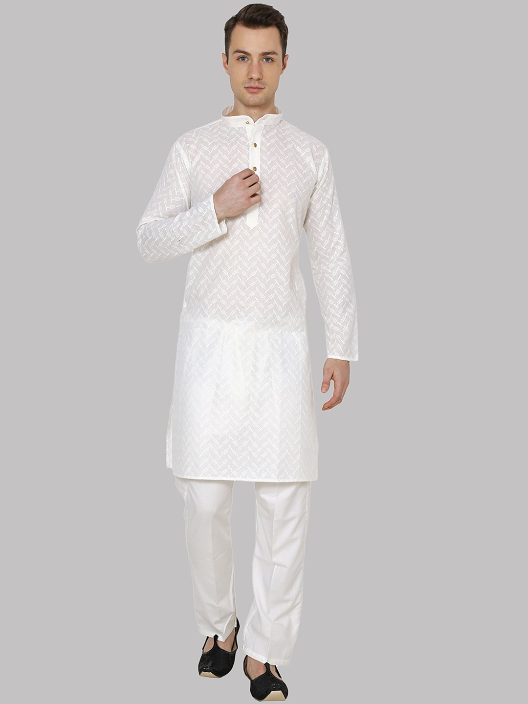 

ROYAL KURTA Men Cream-Coloured Kurta with Pyjamas
