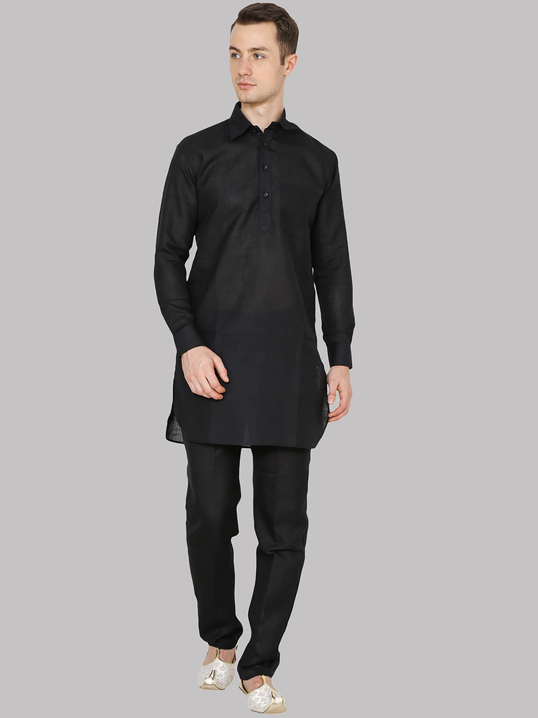 

ROYAL KURTA Men Black Kurta with Pyjamas