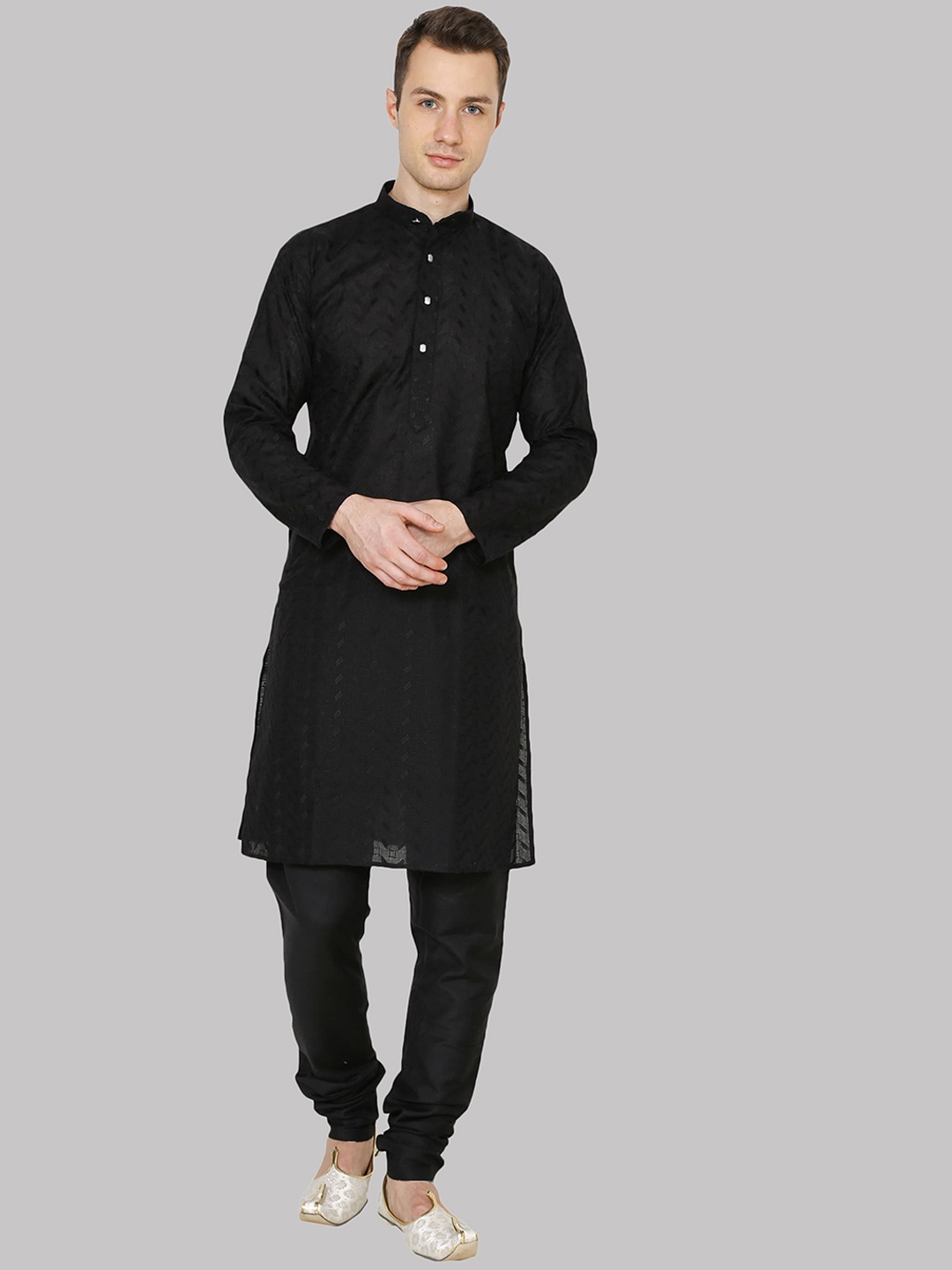 

ROYAL KURTA Men Black Kurta with Churidar