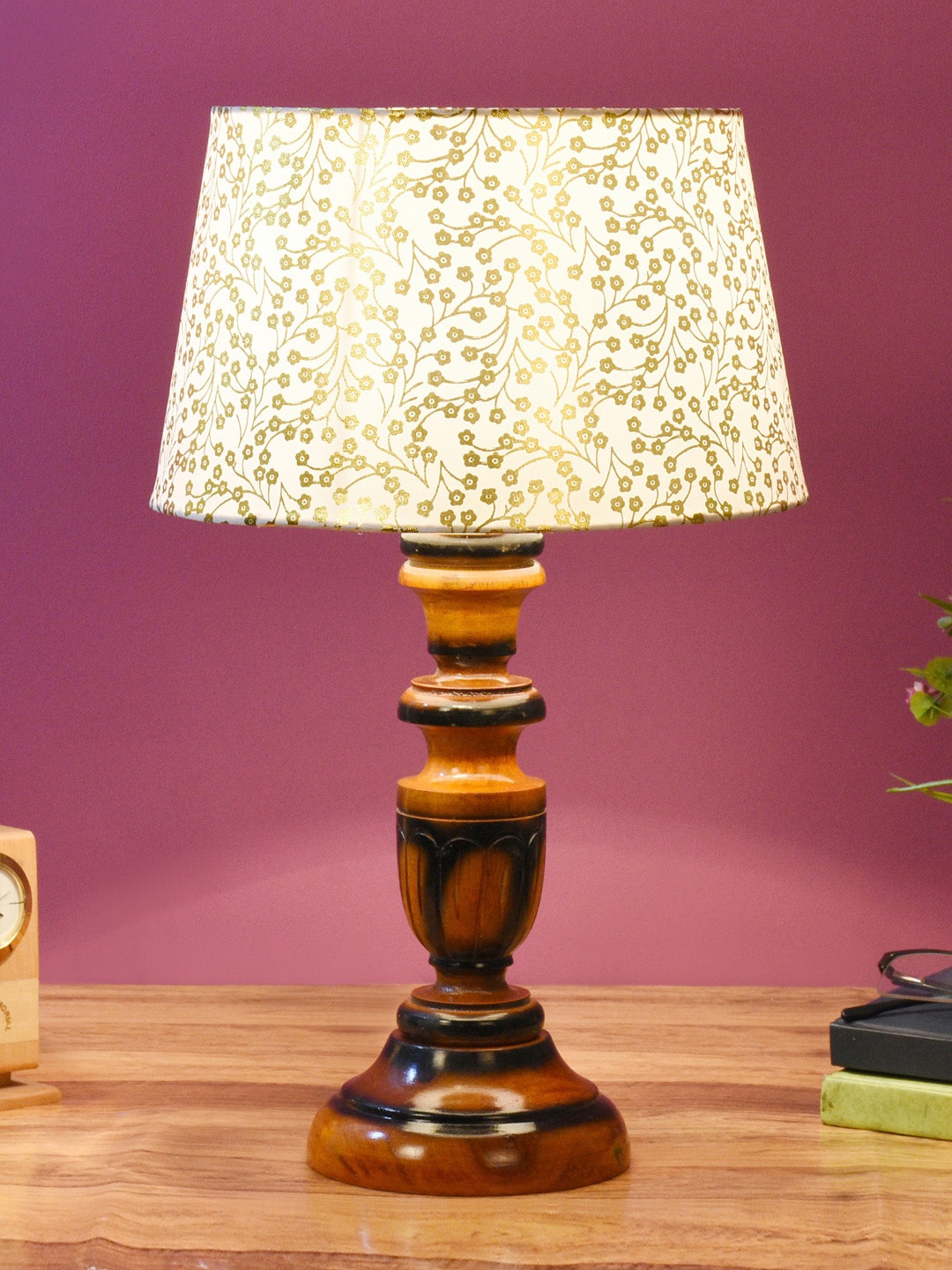 

Foziq Brown & White Printed Wooden Table Lamps