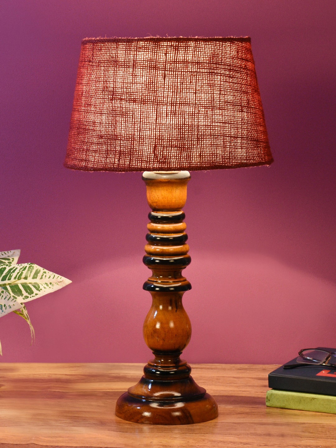 

Foziq Brown Wooden Textured Table Lamps
