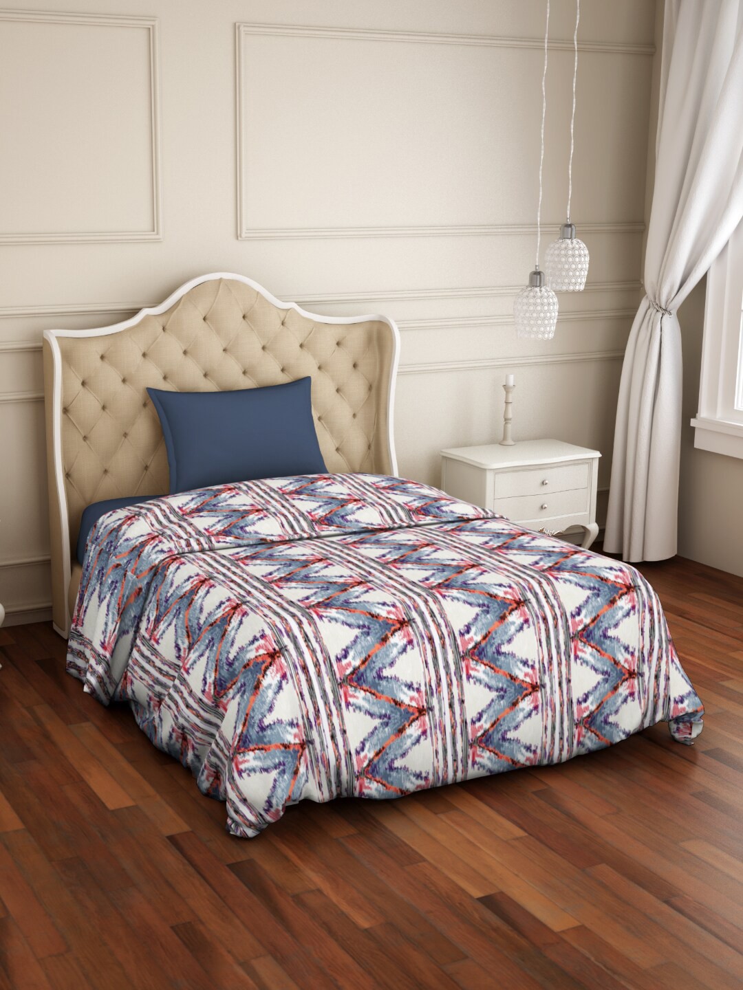 

Welspun White & Blue Geometric Printed Microfiber AC Room 120 GSM Single Bed Quilt