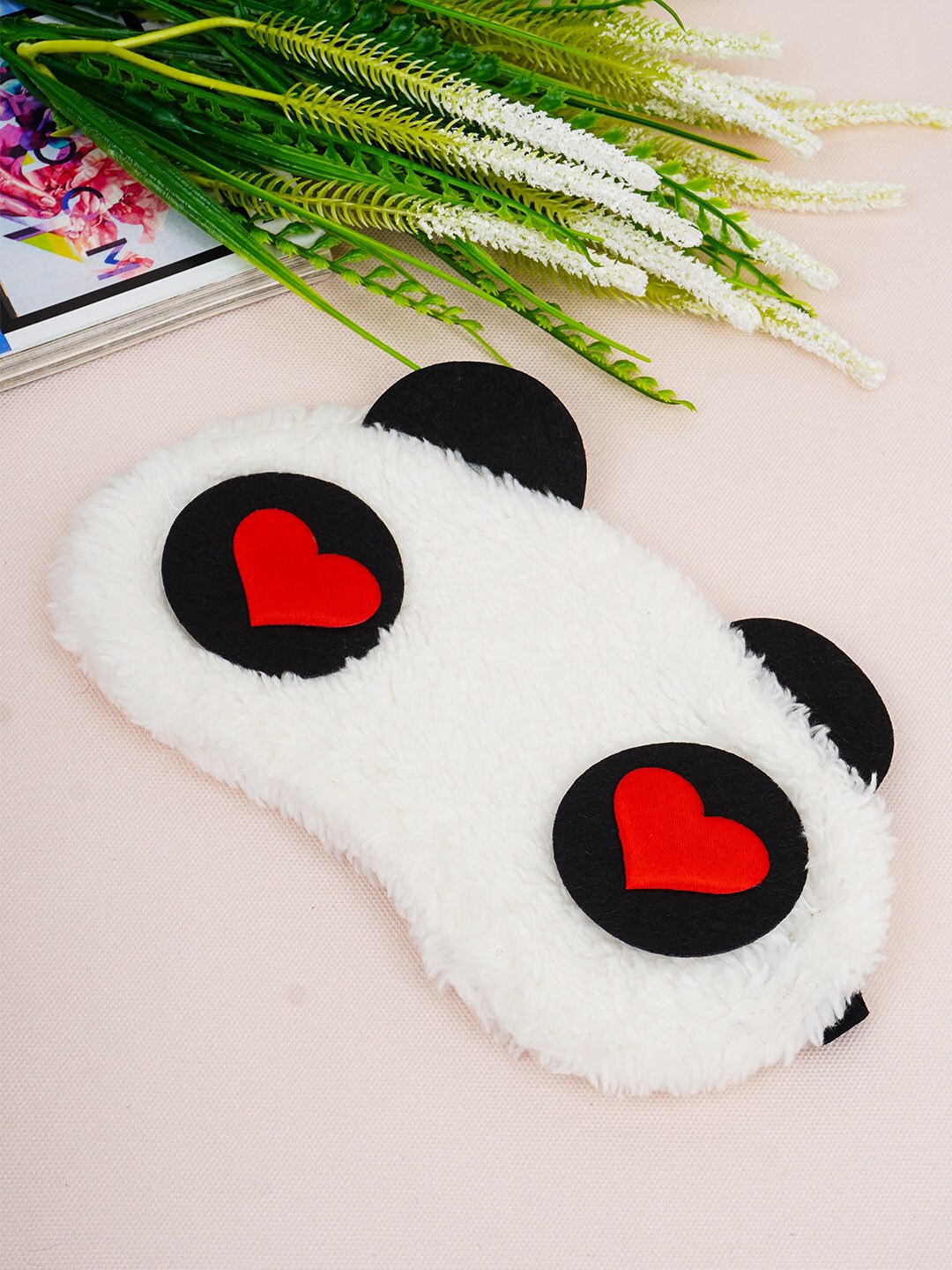 

Crazy Corner White & Black Printed Travel Accessory