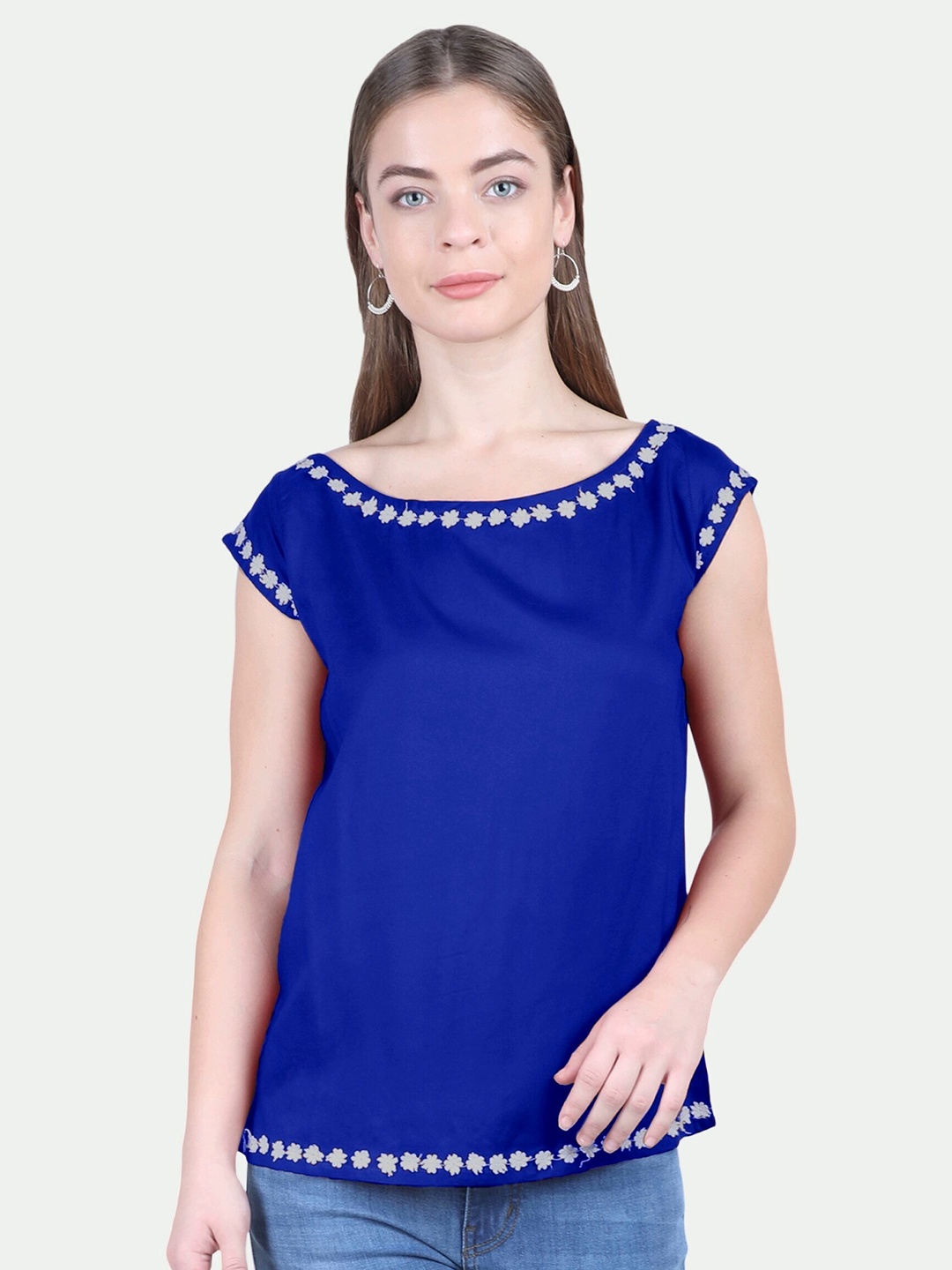 

PATRORNA Plus Size Women Blue Floral Lace Detail Short Sleeves Top