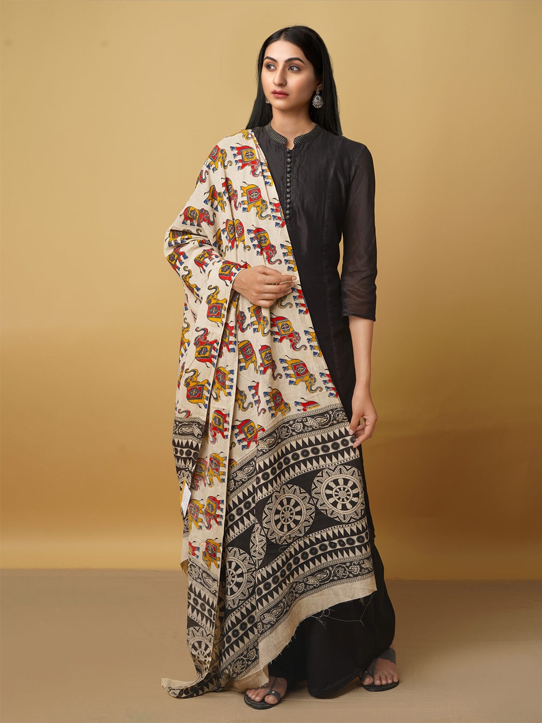 

Unnati Silks Cream-Coloured & Red Ethnic Motifs Printed Pure Cotton Dupatta