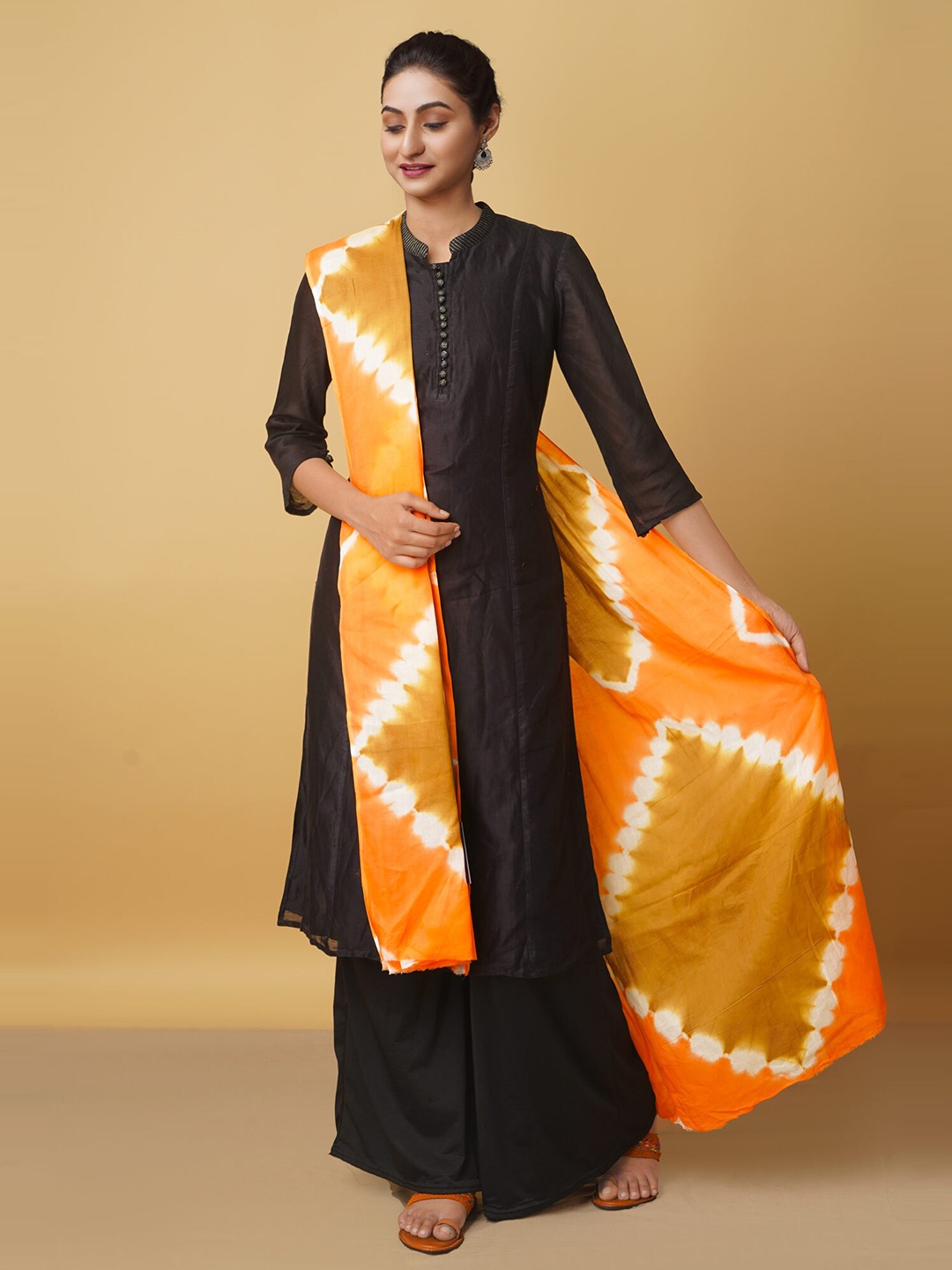 

Unnati Silks Women Orange & Brown Printed Pure Cotton Shibori Dupatta