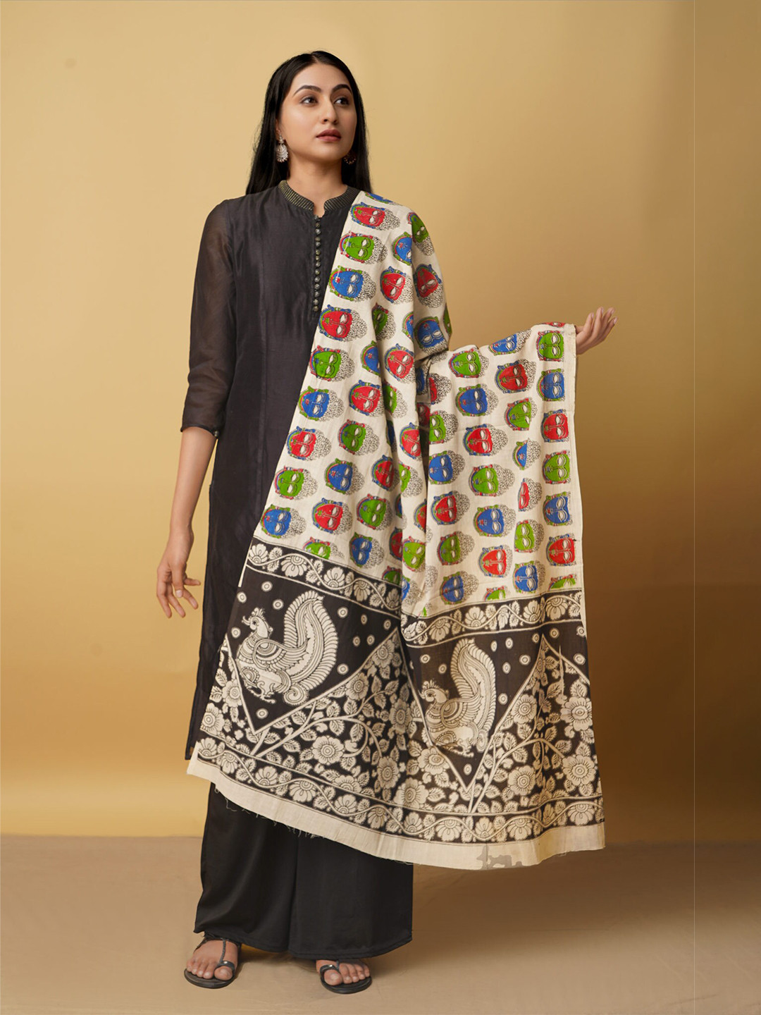 

Unnati Silks Women Cream-Coloured & Green Ethnic Printed Pure Cotton Kalamkari Dupatta