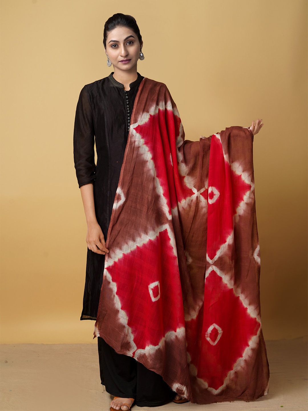

Unnati Silks Women Red & Brown Printed Pure Cotton Shibori Dupatta