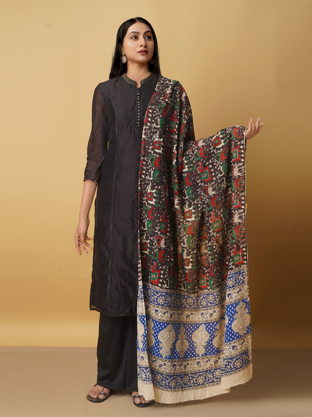 

Unnati Silks Women Black & Green Ethnic Motifs Printed Pure Cotton Kalamkari Dupatta