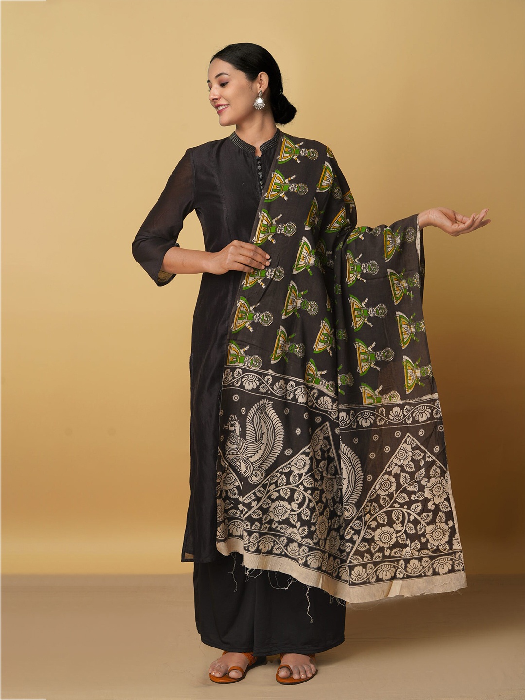 

Unnati Silks Black & Beige Ethnic Motifs Printed Pure Cotton Kalamkari Dupatta