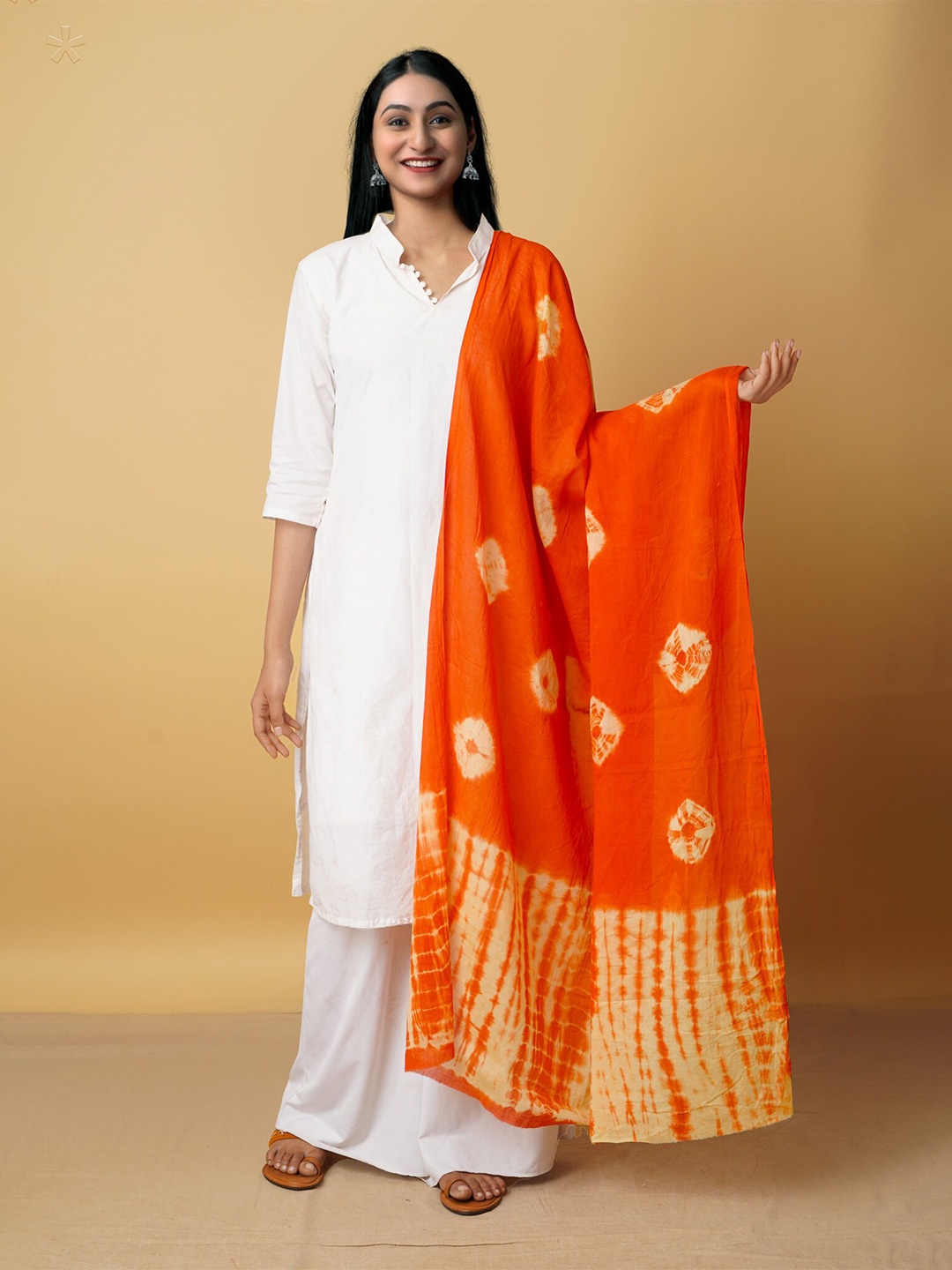 

Unnati Silks Women Orange & Cream-Coloured Printed Pure Cotton Shibori Dupatta