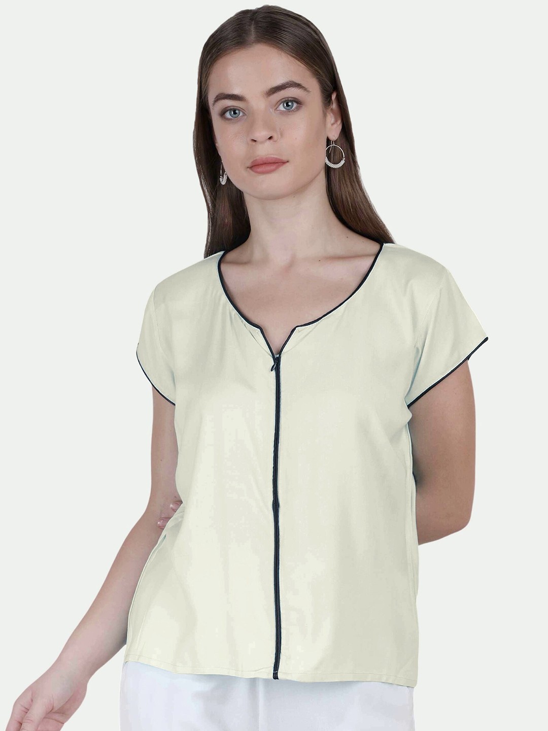 

PATRORNA Women Off White & Black Top