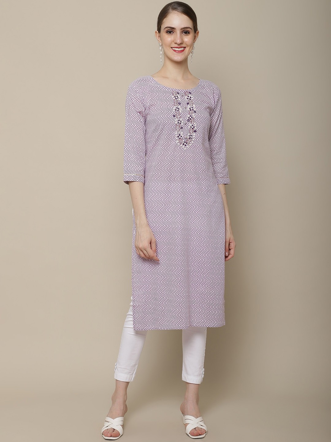

Sangria Women Purple & White Geometric Printed Straight Cotton Thread Work Kurta