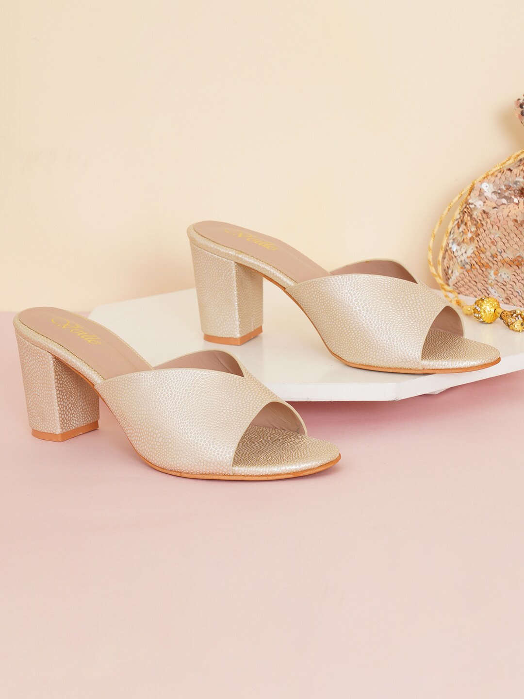 

VEILLE Gold-Toned Textured PU Party Block Heels