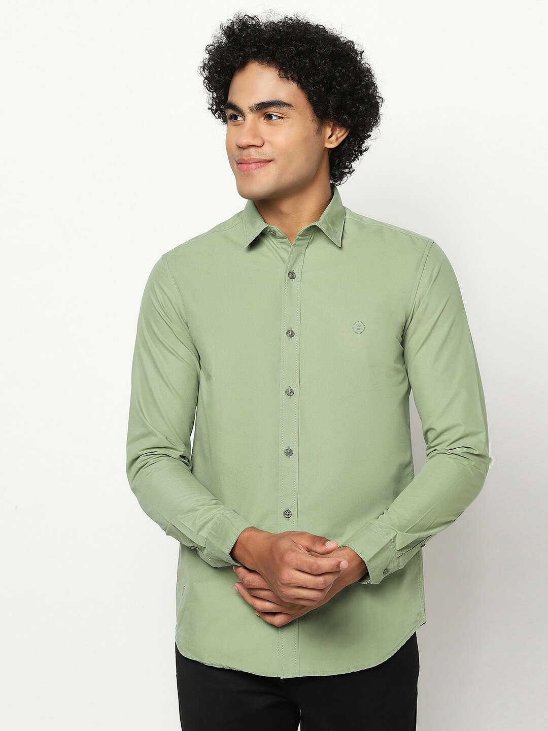 

Blue Buddha Men Regular Fit Solid Cotton Casual Shirt, Green