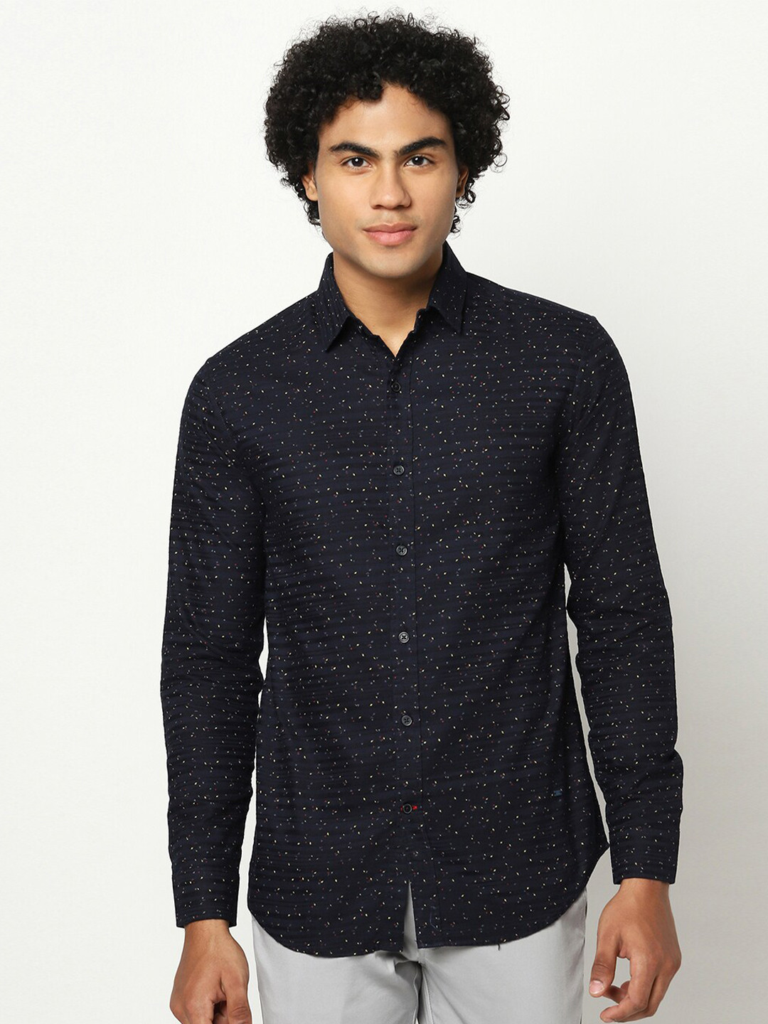 

Blue Buddha Men Regular Fit Printed Cotton Casual Shirt, Navy blue