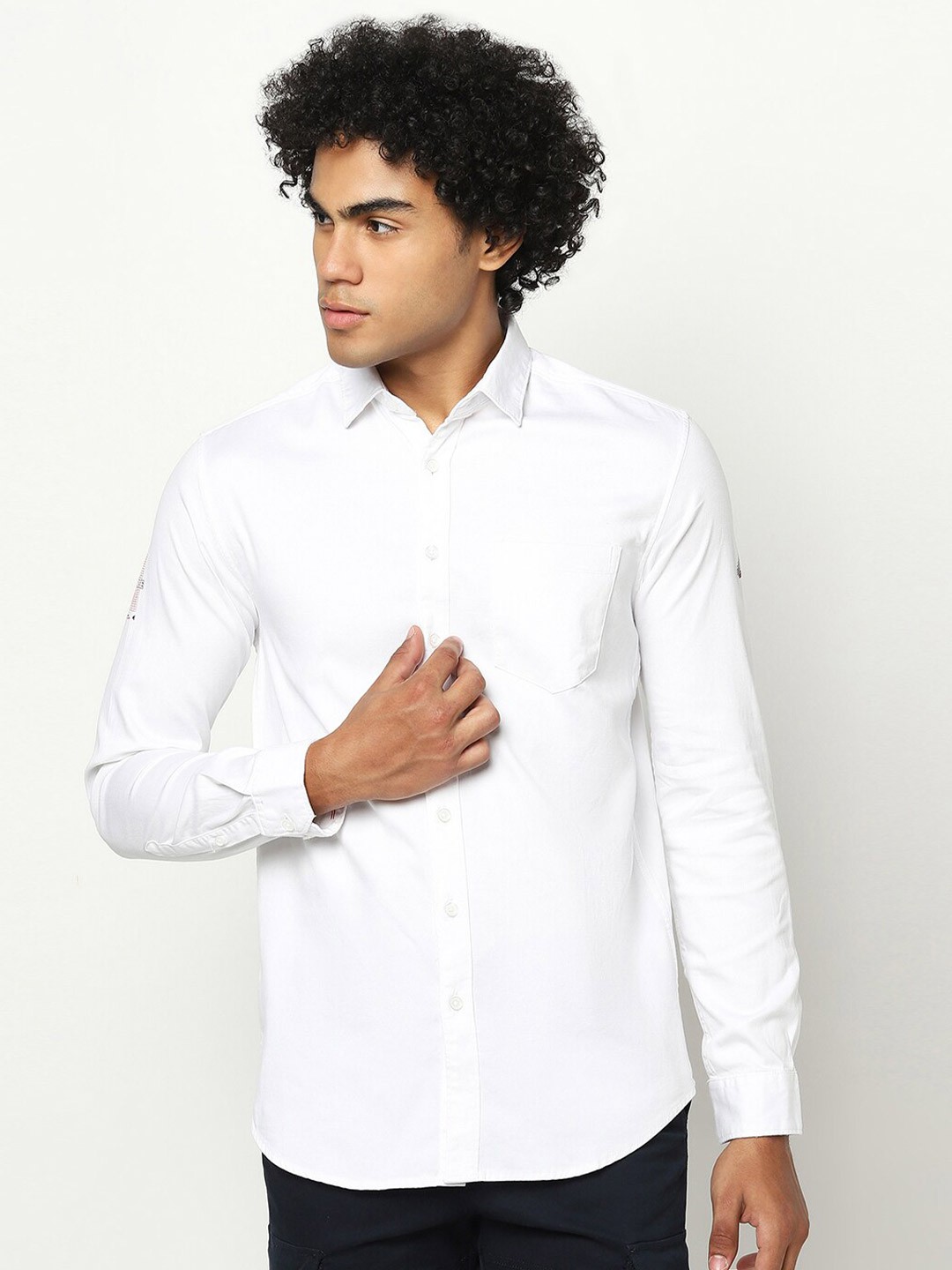 

Blue Buddha Men Regular Fit Solid Cotton Casual Shirt, White
