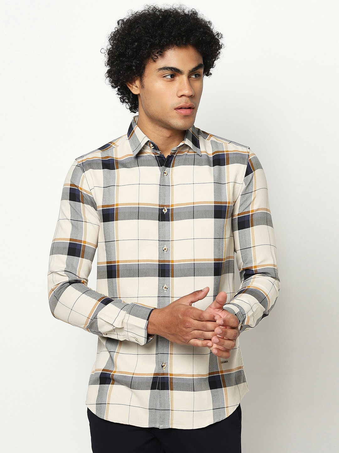 

Blue Buddha Men Regular Fit Windowpane Checked Cotton Casual Shirt, Beige