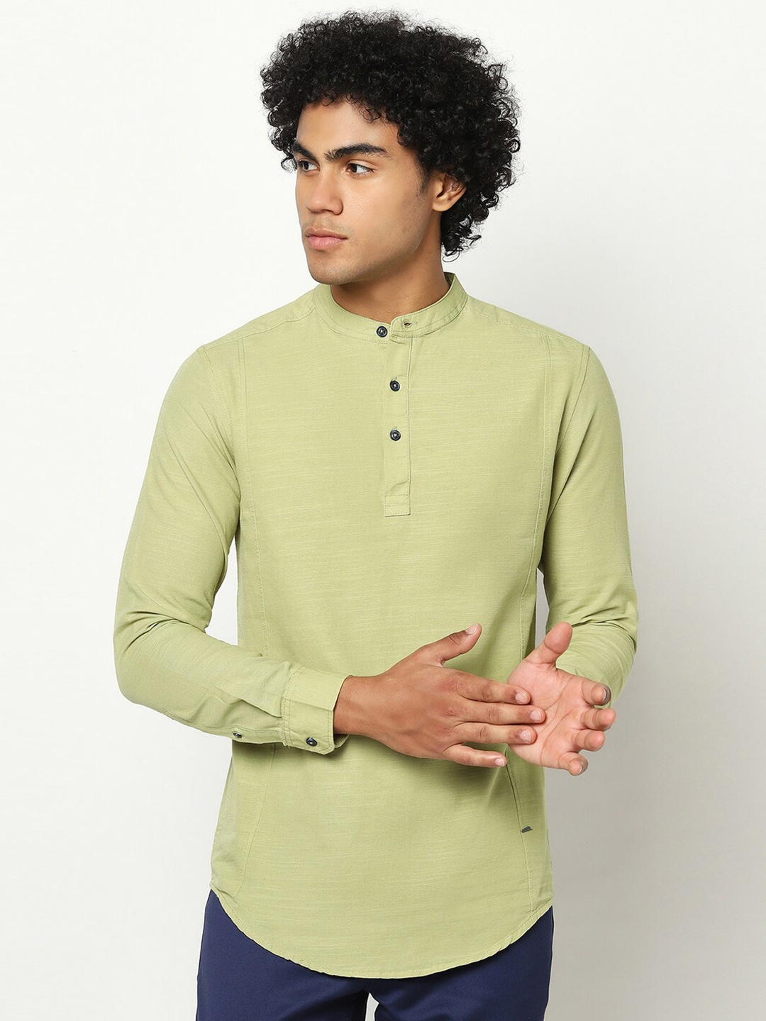 

Blue Buddha Men Regular Fit Solid Cotton Casual Shirt, Green