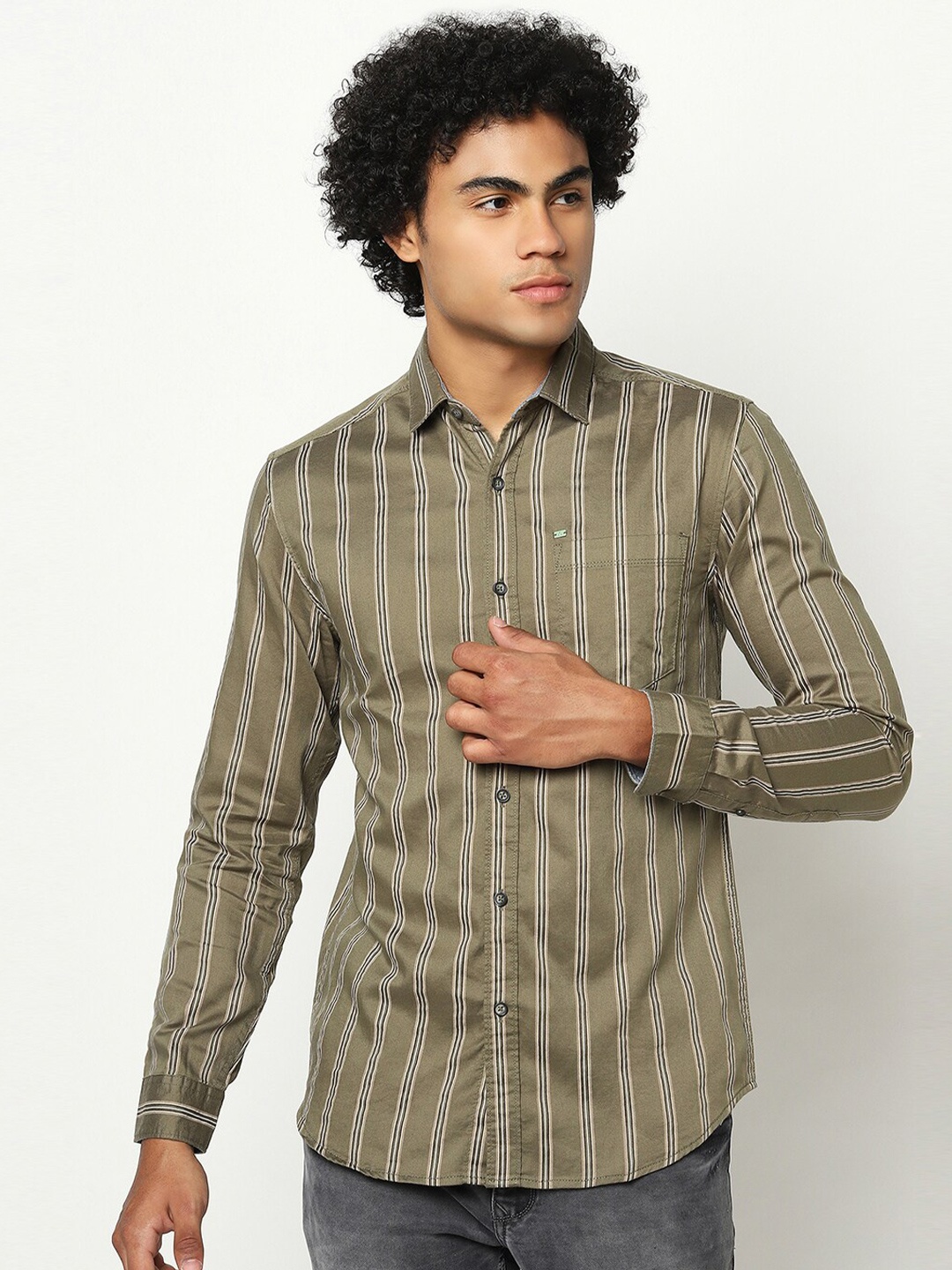 

Blue Buddha Men Regular Fit Striped Cotton Casual Shirt, Olive