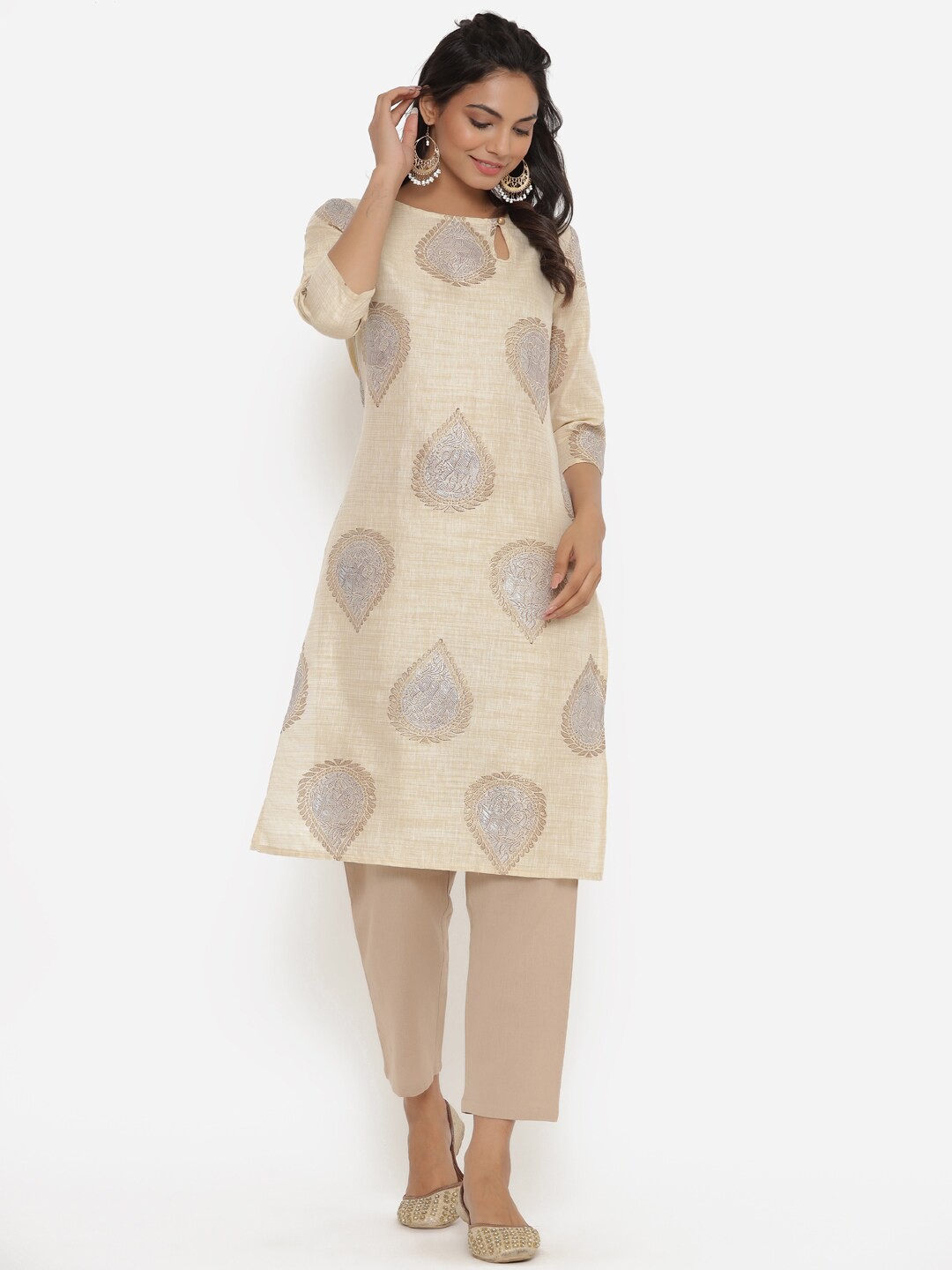 

Sutidora Women Beige & Grey Ethnic Motifs Printed Keyhole Neck Cotton Straight Kurta