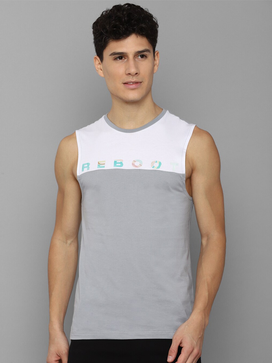 

Allen Solly Tribe Men Grey Typography Slim Fit T-shirt
