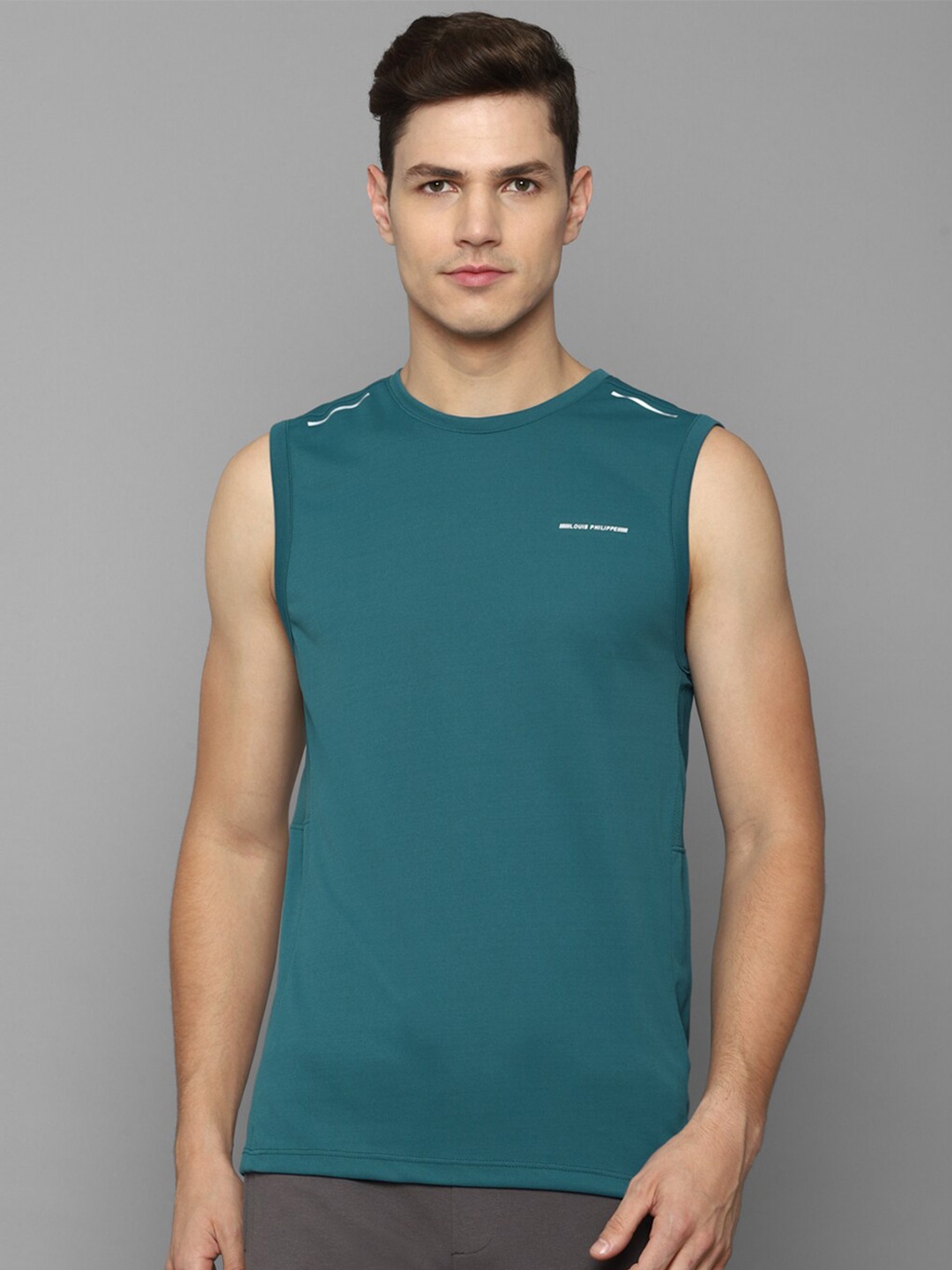 

Louis Philippe Men Green Slim Fit T-shirt, Teal