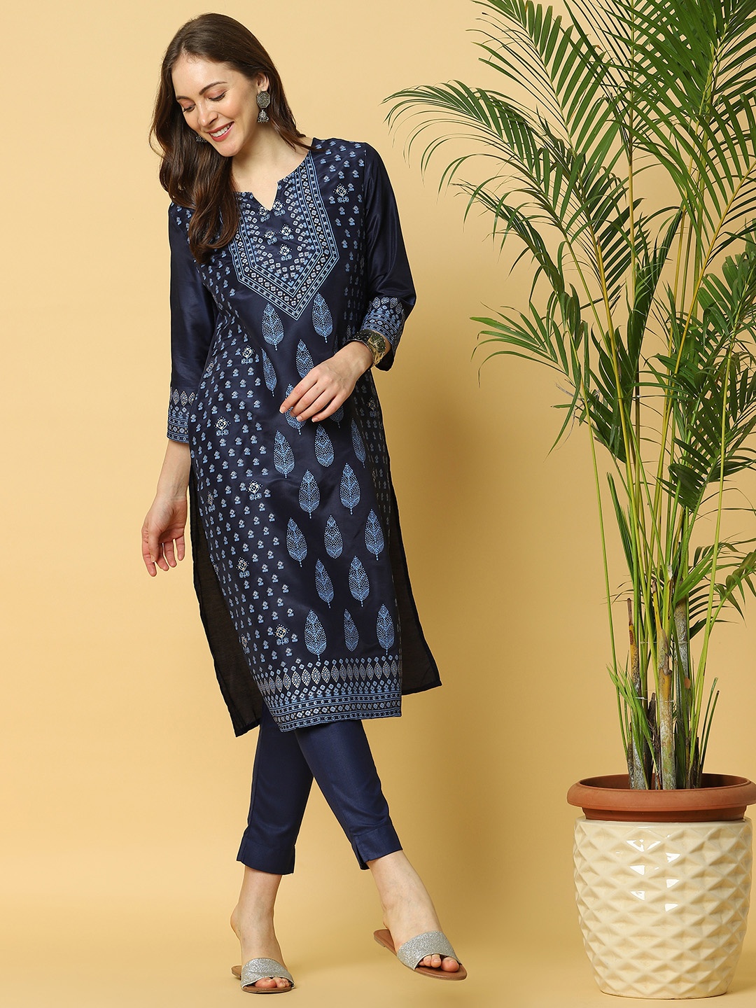 

Indifusion Women Blue Ethnic Motifs Printed Kurta
