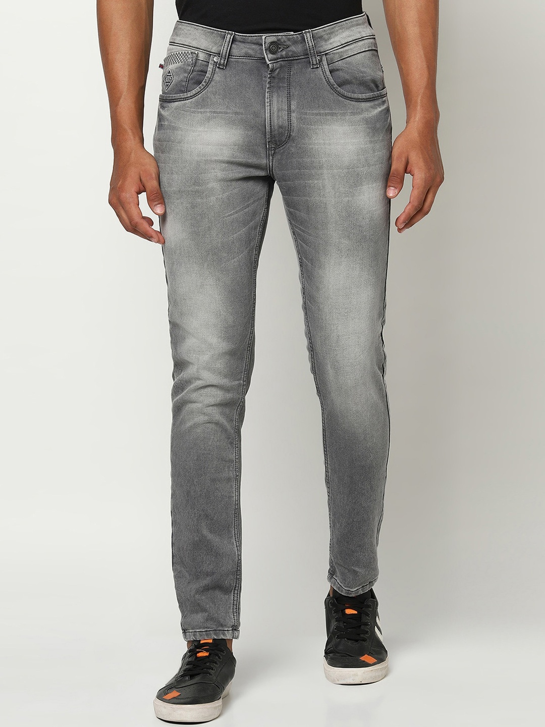

Blue Buddha Men Grey Heavy Fade Stretchable Jeans