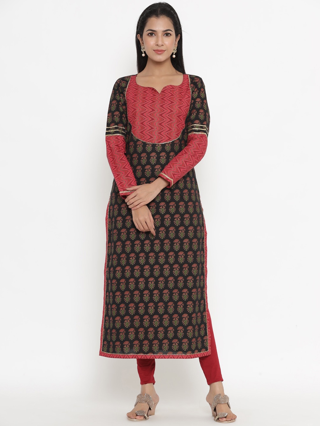 

Indian Virasat Women Black & Red Ethnic Motifs Printed Gotta Patti Cotton Kurta