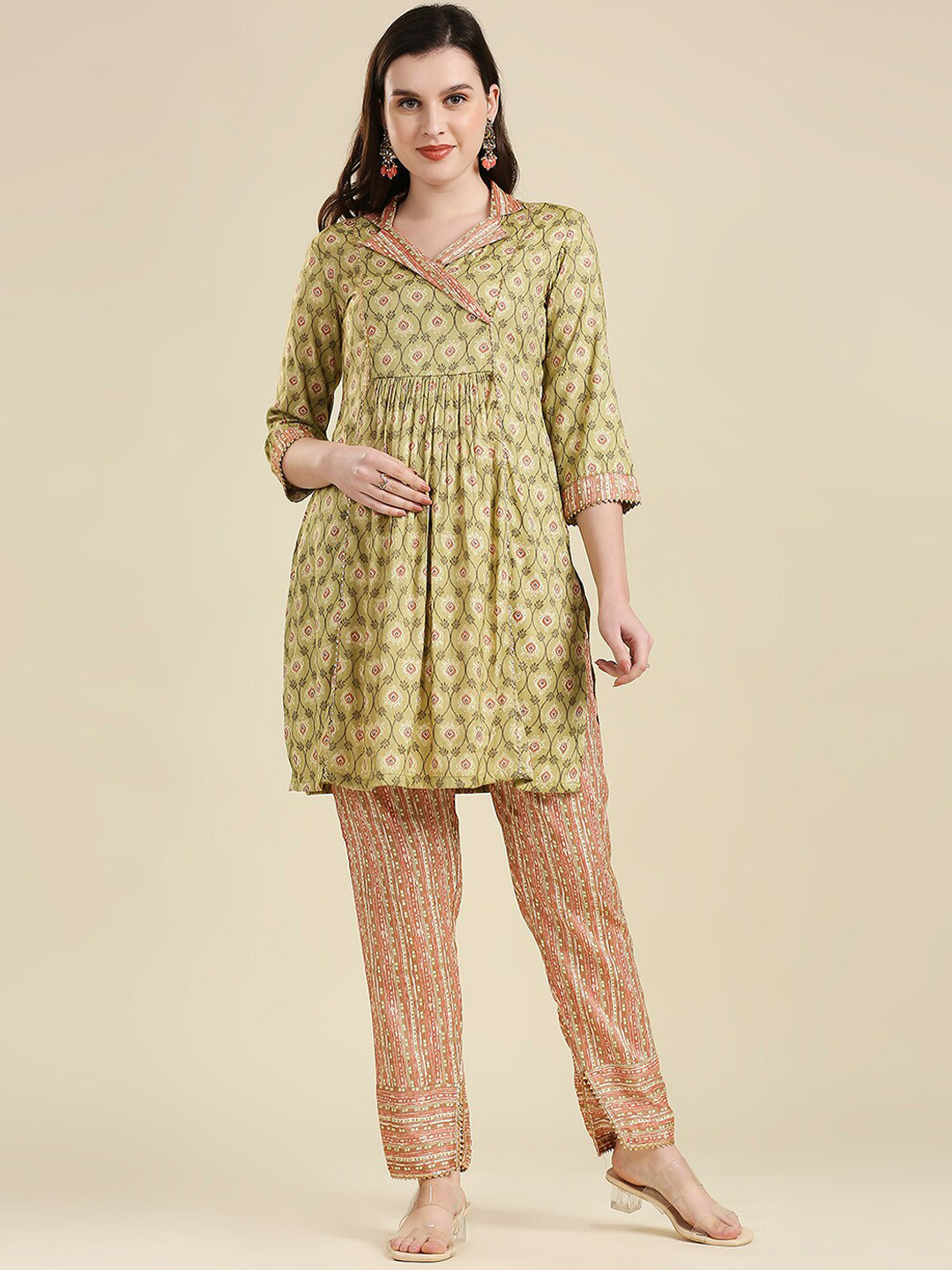 

MADHURAM Women Green Floral Printed Pleated Gotta Patti Kurti with Trousers