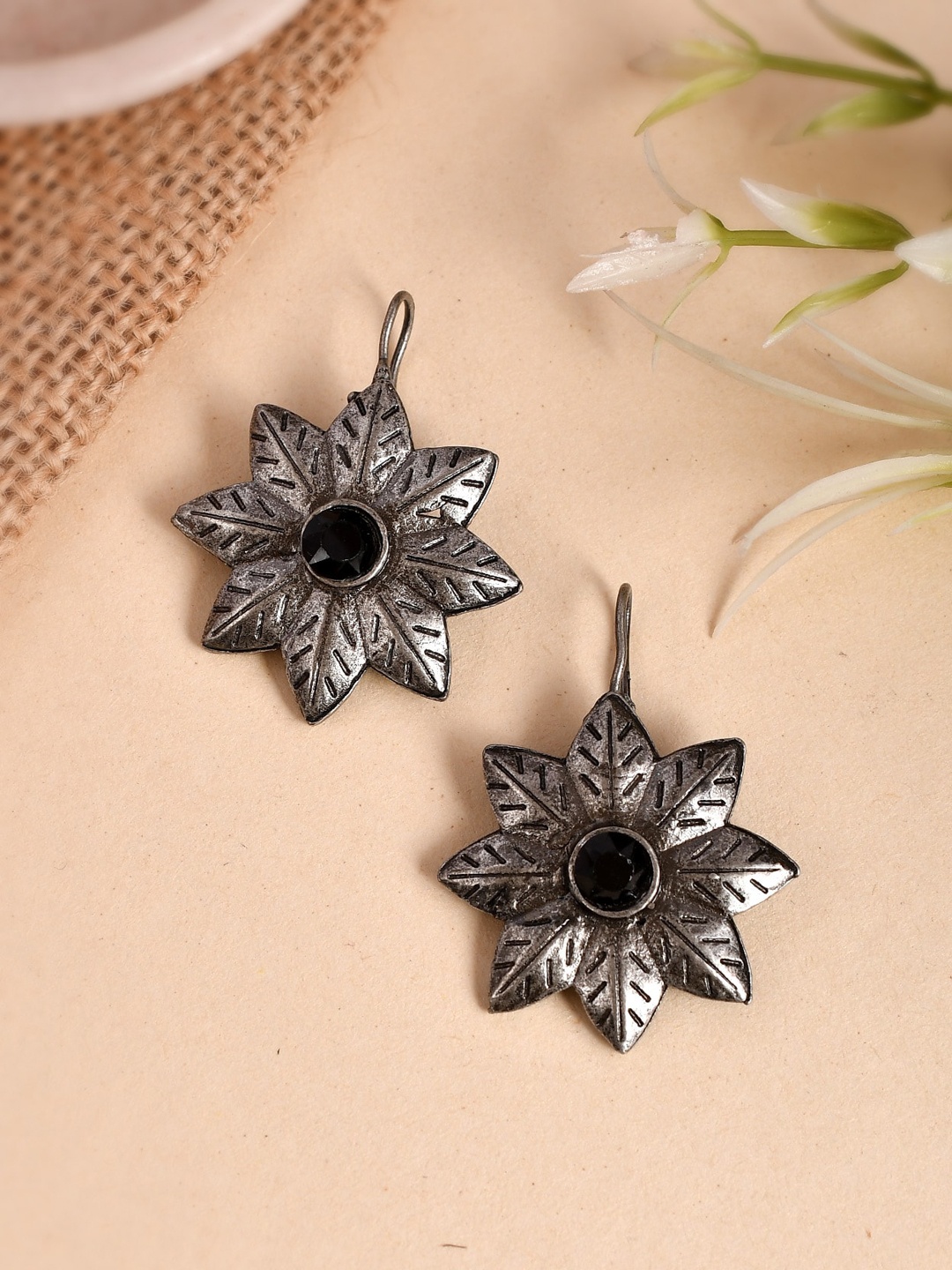 

Shoshaa Silver-Toned Oxidised Black Stone Floral Drop Earrings