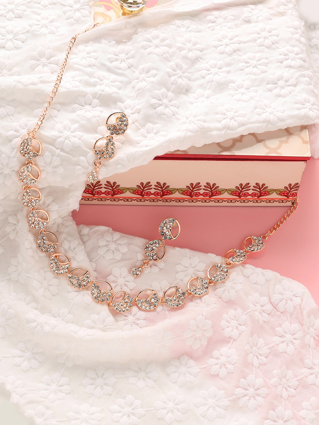 

MAD CLUB Rose Gold-Plated & White Jewelry Set