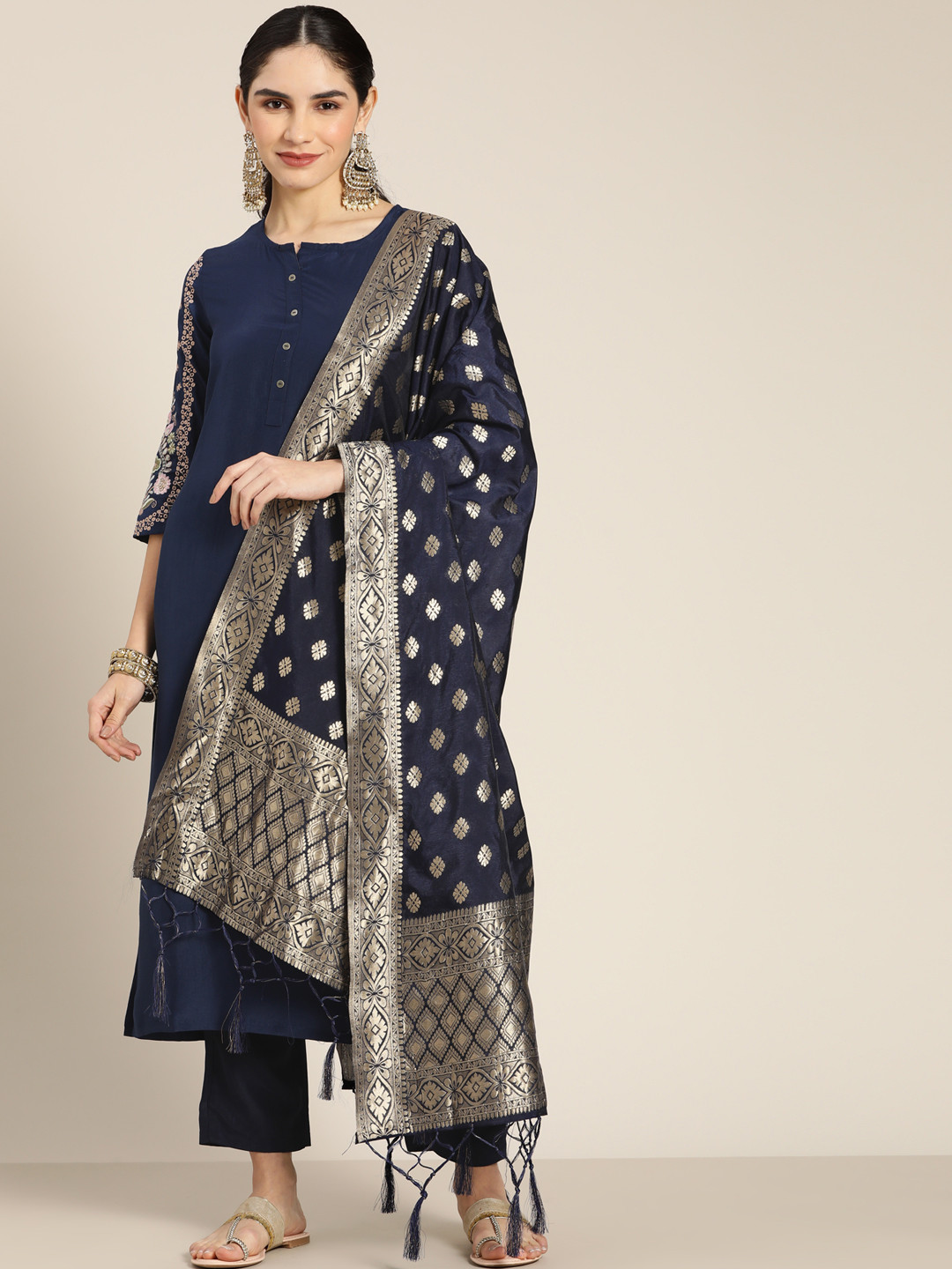 

Tikhi Imli Women Navy Blue Thread Work Kurta with Trousers & With Dupatta