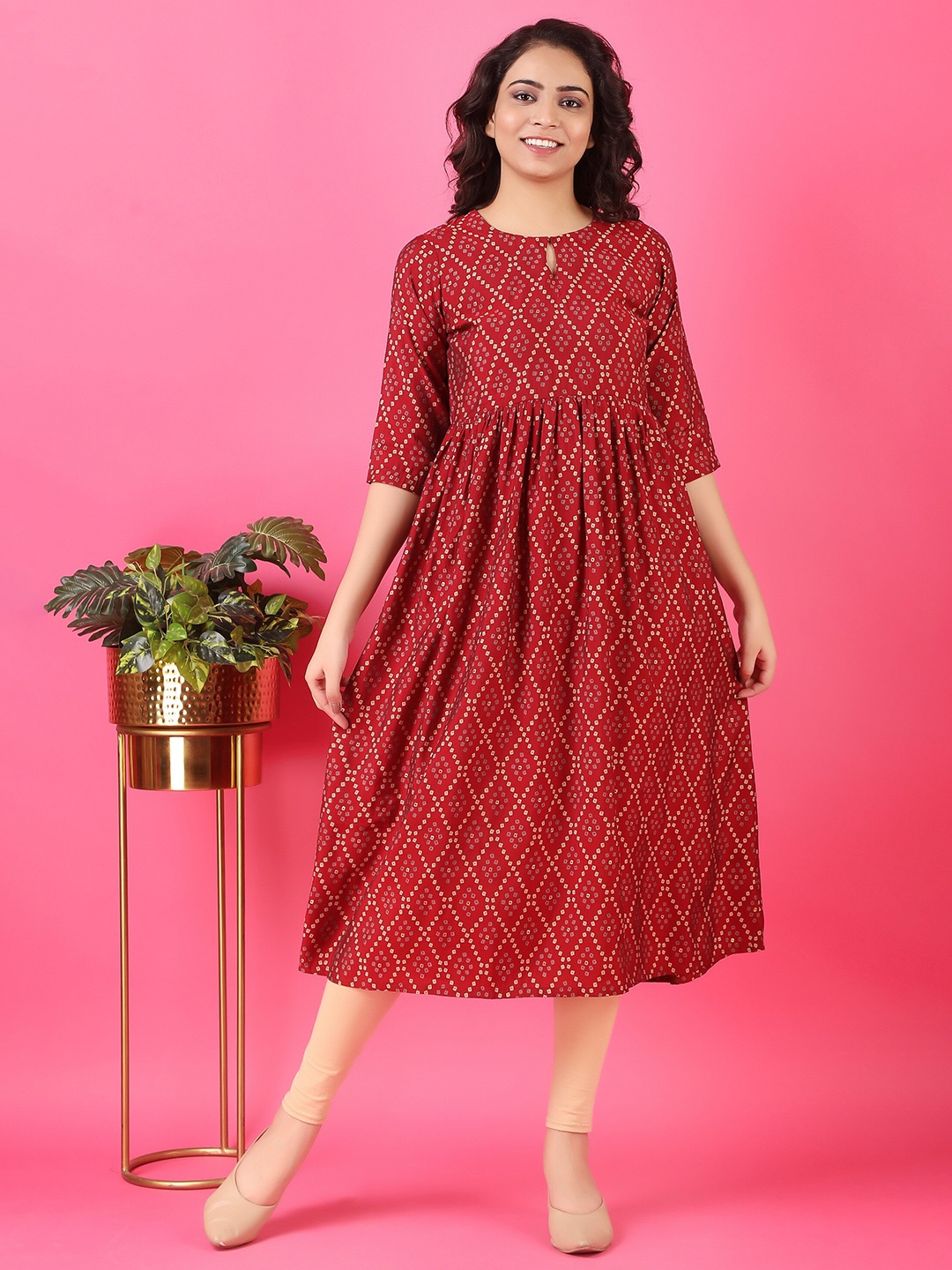 

V TRADITION Women Maroon Bandhani Printed Keyhole Neck Kurta