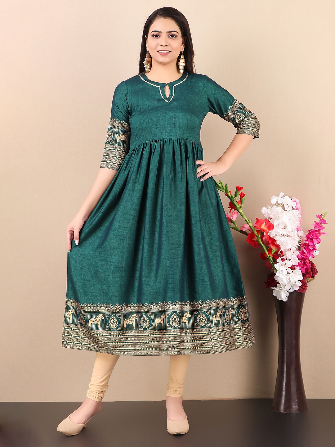 

V TRADITION Women Green & Golden Ethnic Motifs Printed Keyhole Neck Anarkali Kurta