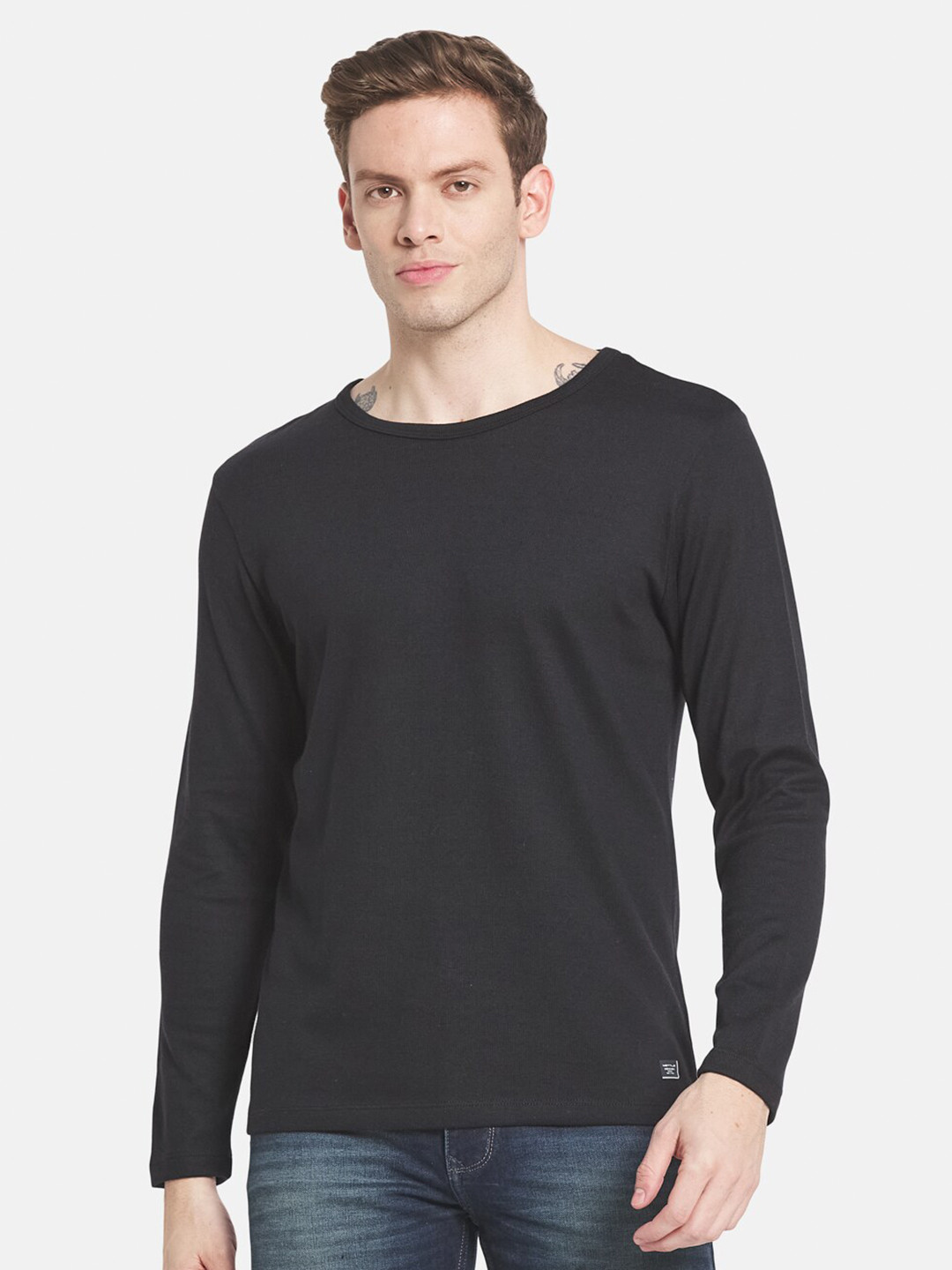 

METTLE Men Black T-shirt
