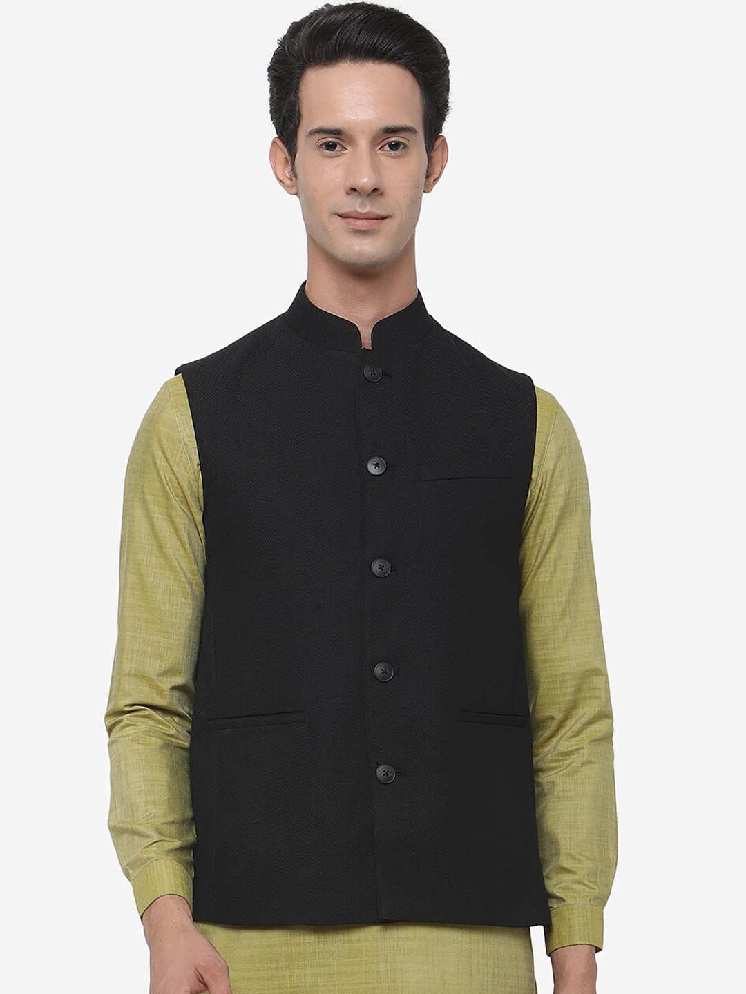 

MODI JACKET Men Black Colourblocked Crop Tailored Jacket with Patchwork