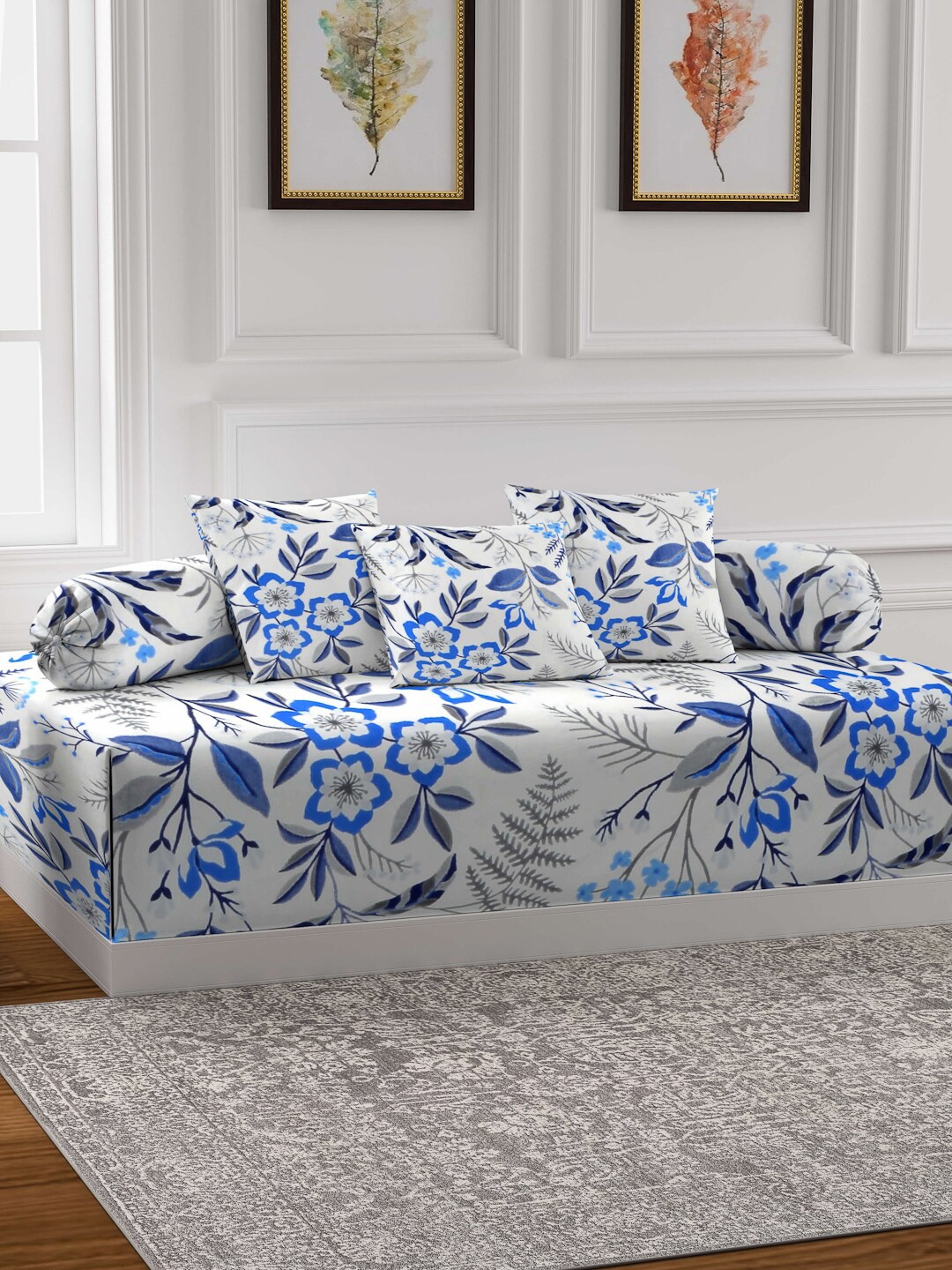 

Arrabi White Set of 6 Floral Printed Diwan Set