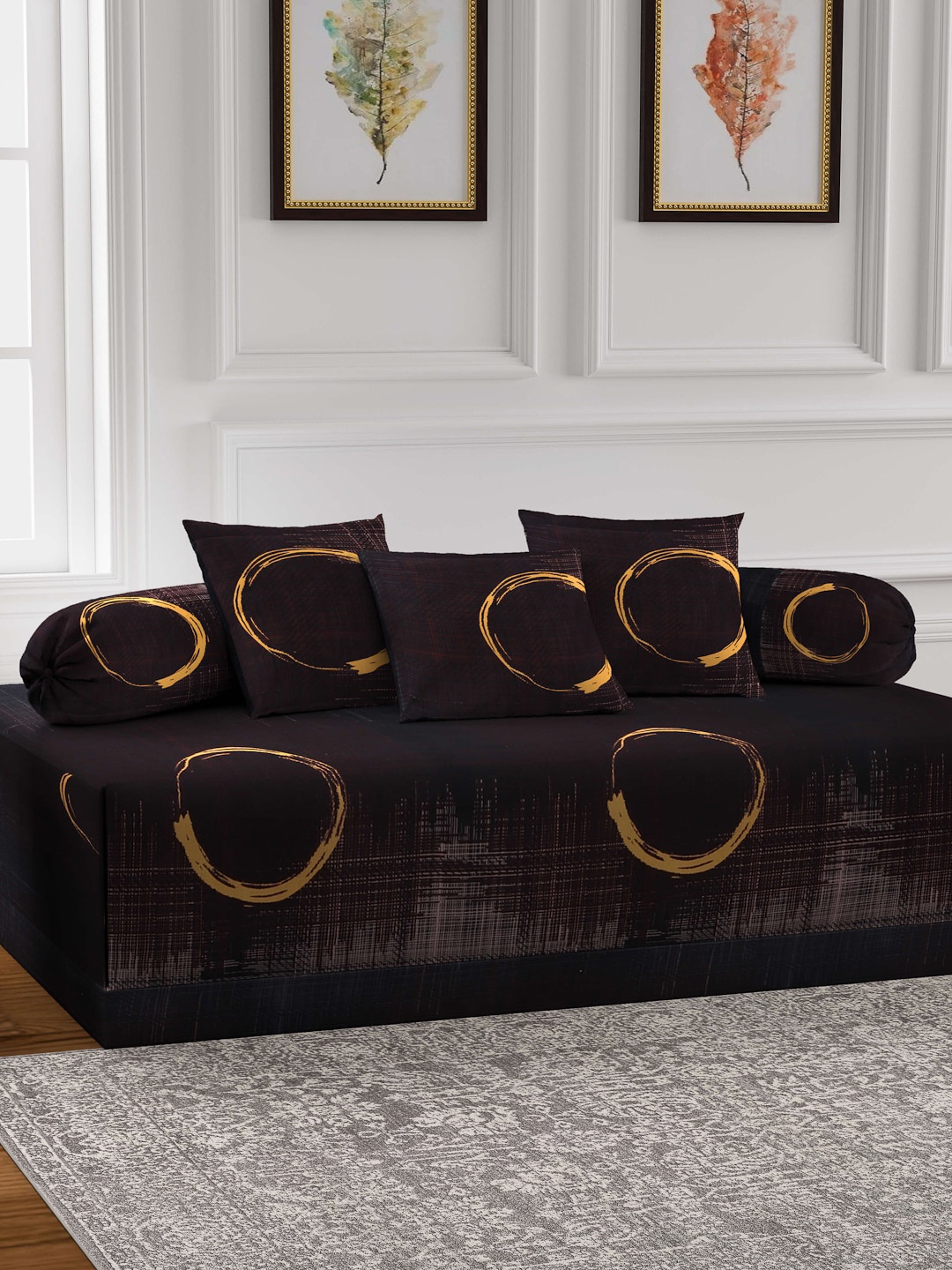 

Arrabi Brown Set of 6 Geometric Print Diwan Set, Coffee brown