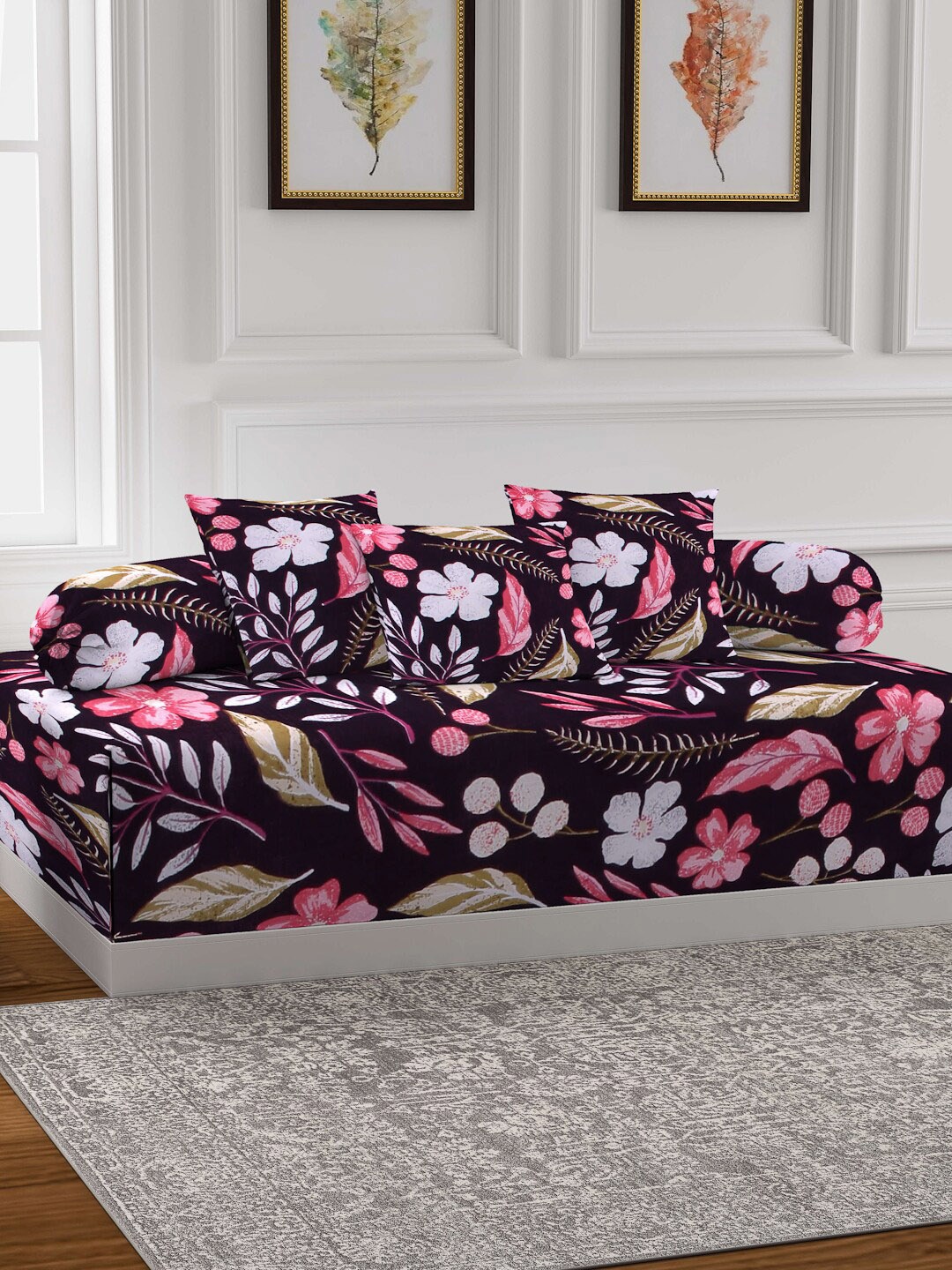 

Arrabi 6 Pieces Black Printed Diwan Set
