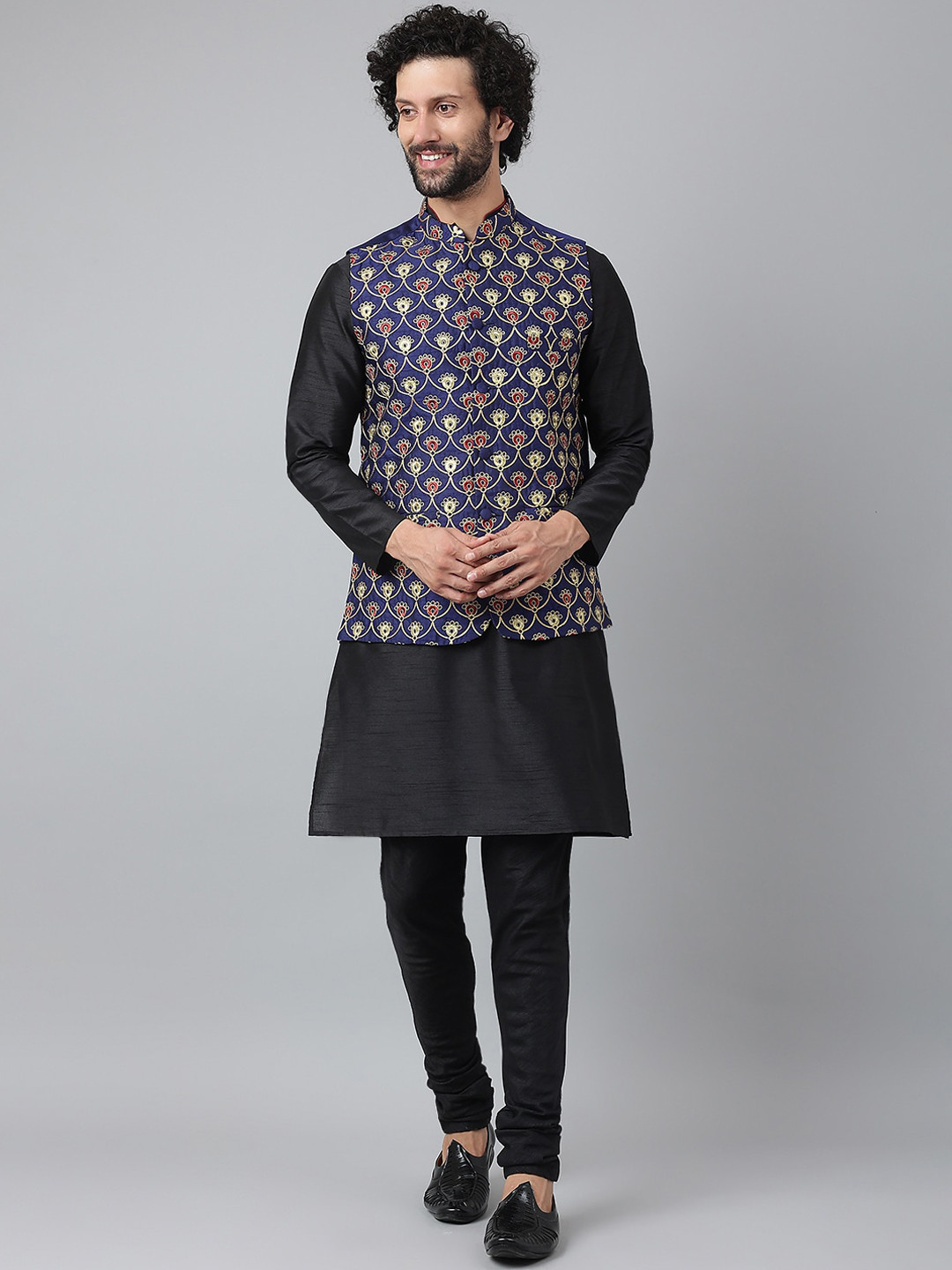 

Hangup Men Solid Straight Pure Silk Kurta with Churidar & With Embroidered Nehru Jacket, Black