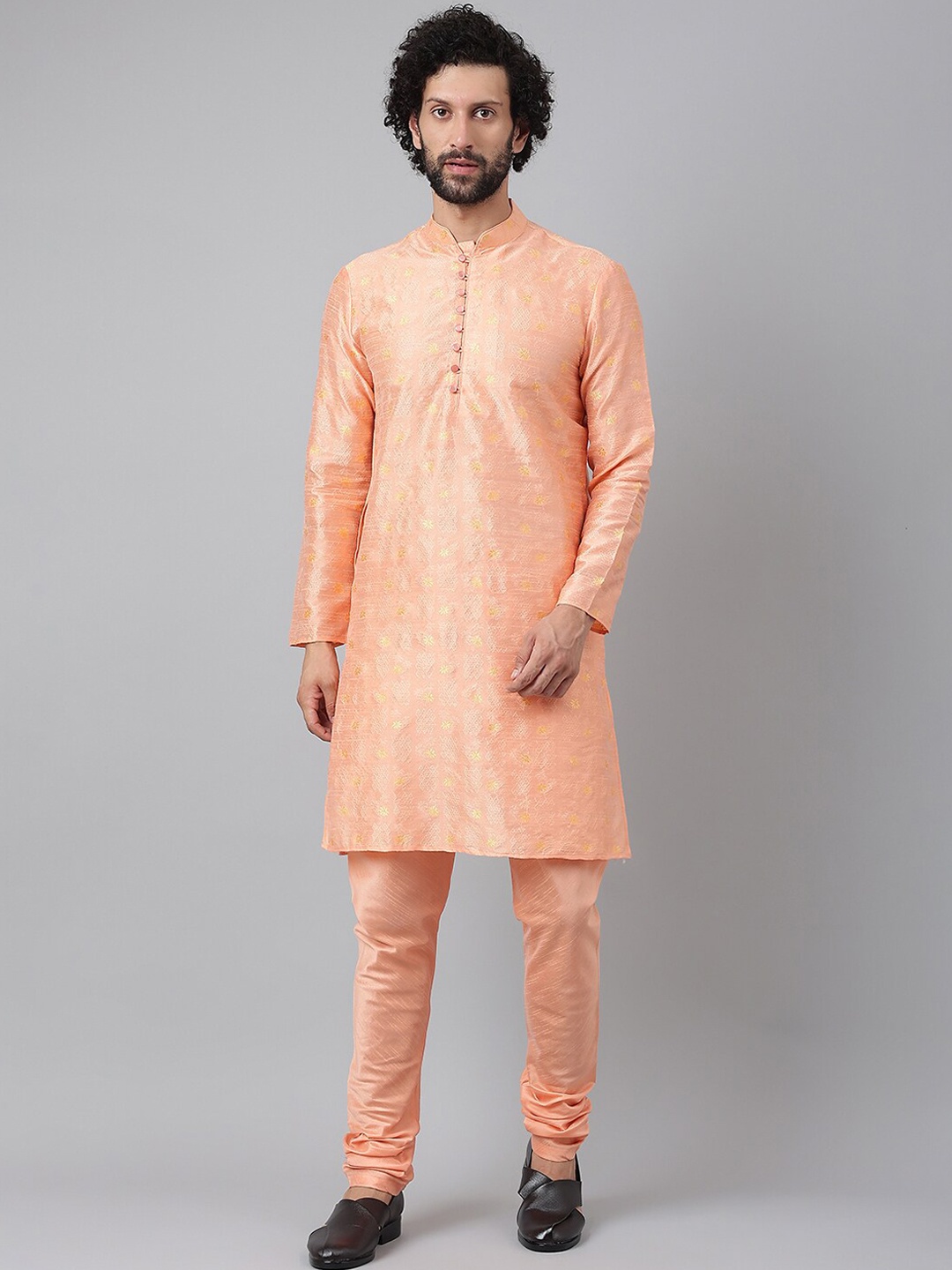 

hangup trend Men Peach-Coloured Pure Silk Kurta with Pyjama