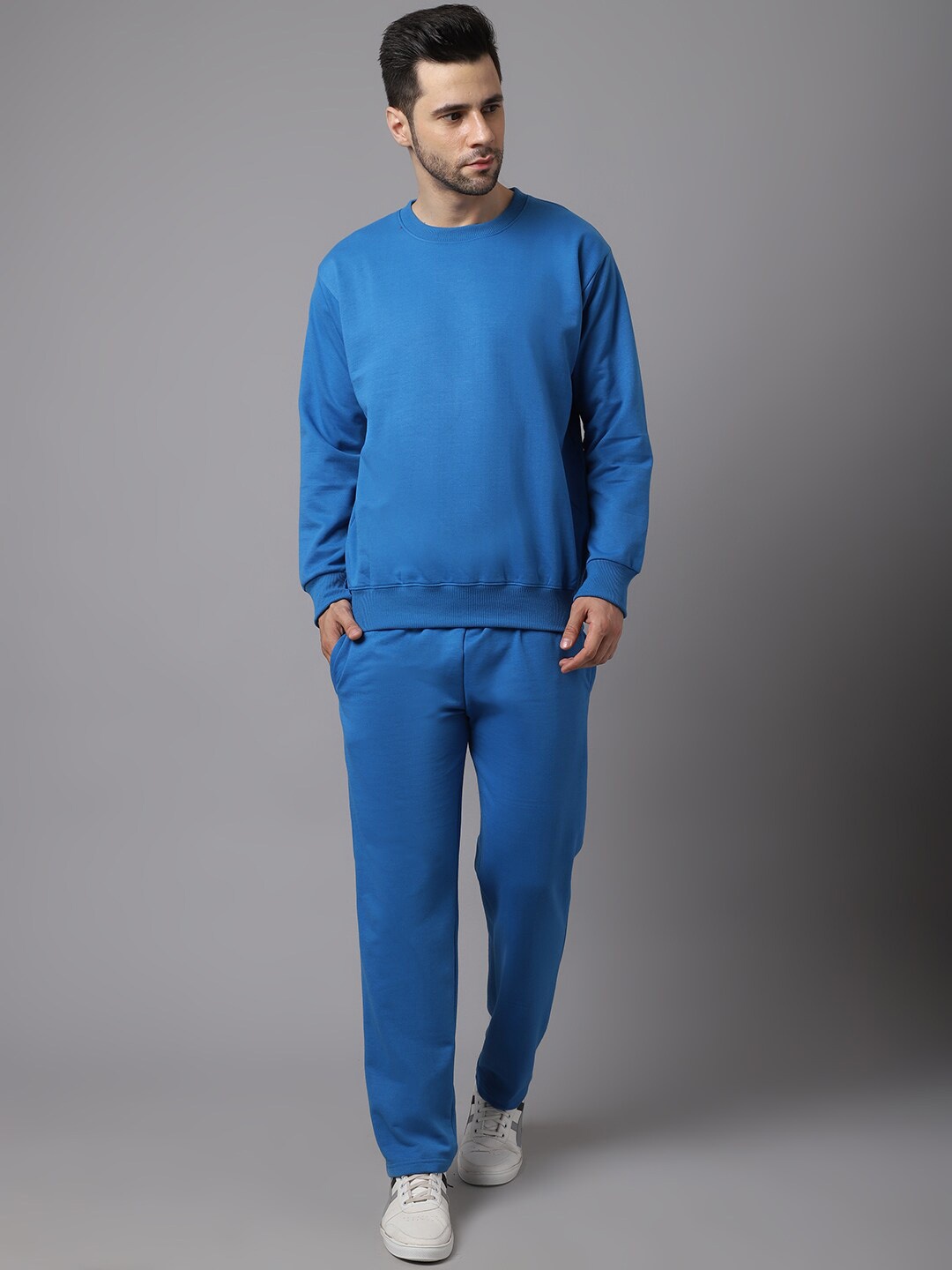 

VIMAL JONNEY Men Blue Regular-Fit Tracksuits